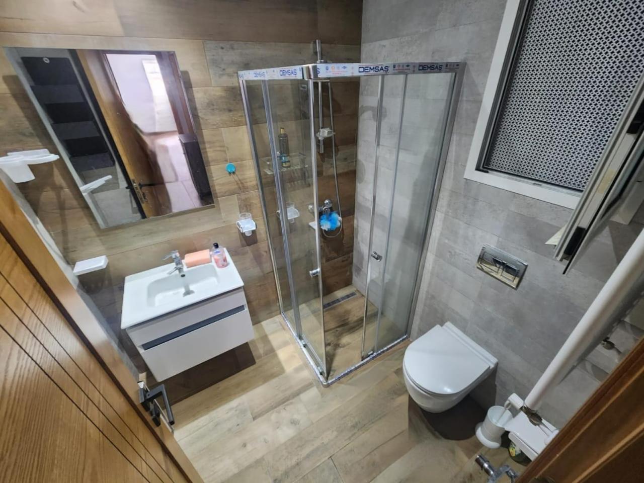 Apartment With Terrace photo 3