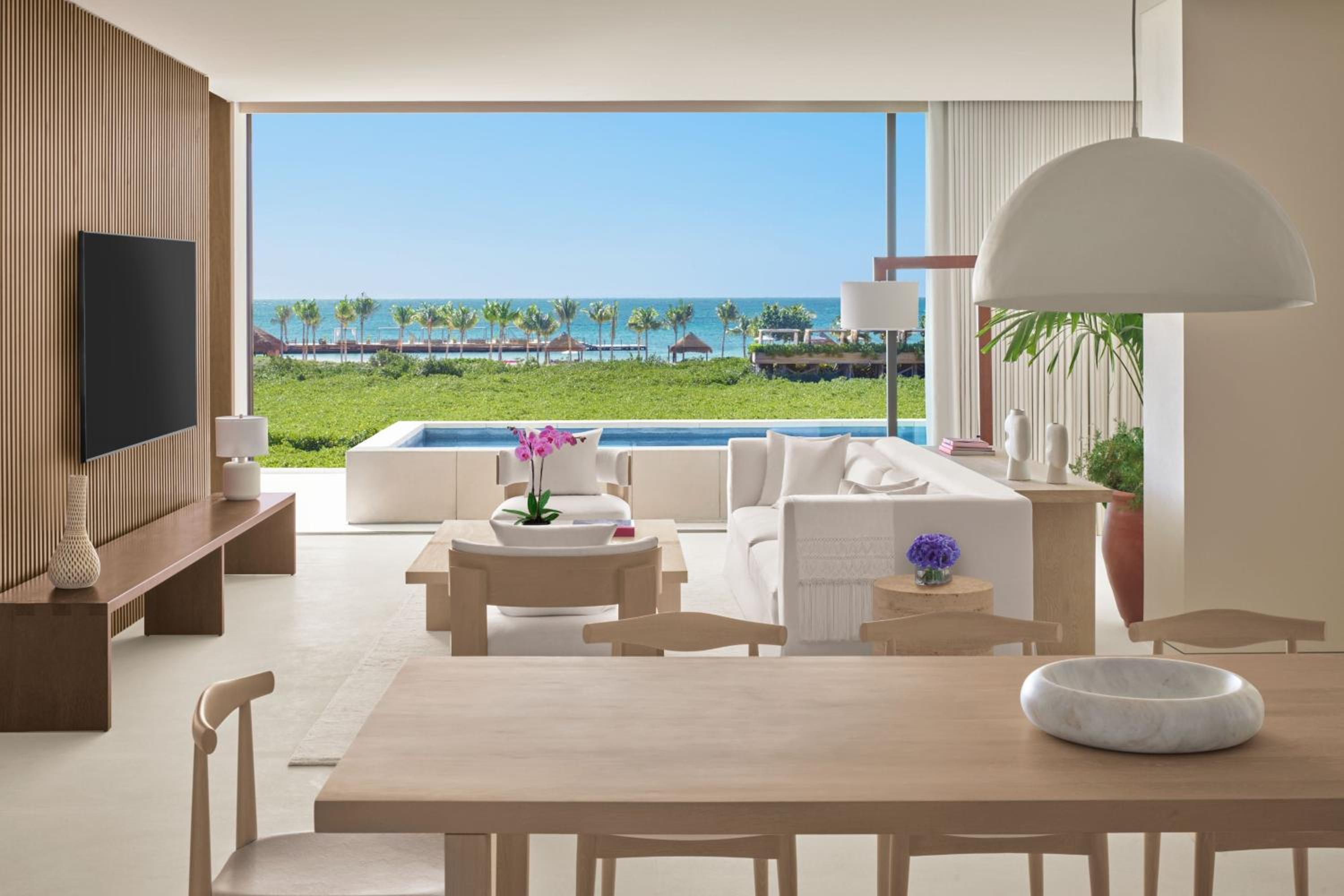 One-Bedroom Corner King Suite with Ocean View - Jade Suite - Photo 2