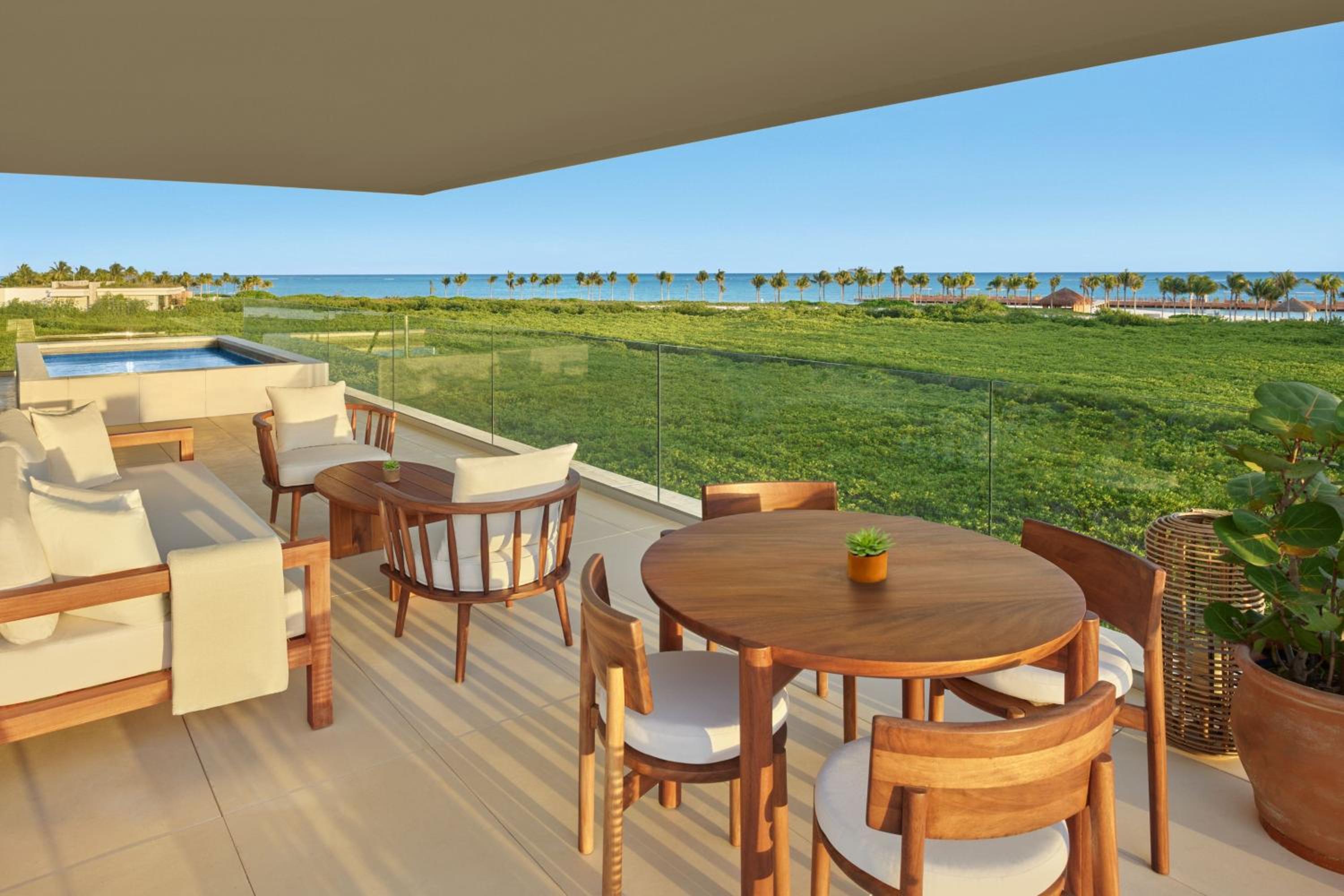 Obsidian Connecting Two-Bedroom Suite with Ocean View