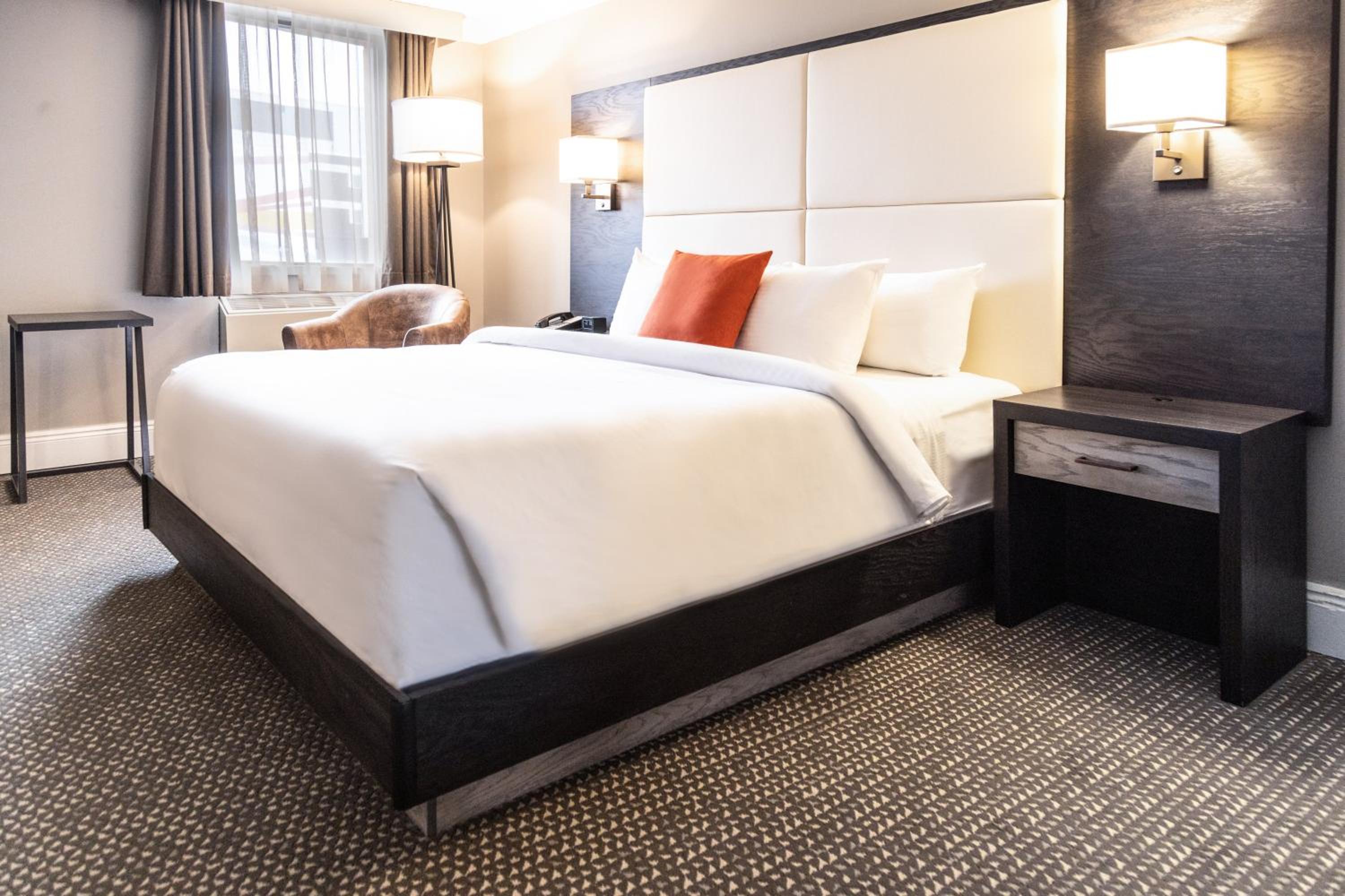 Junior King Suite - Photo 4