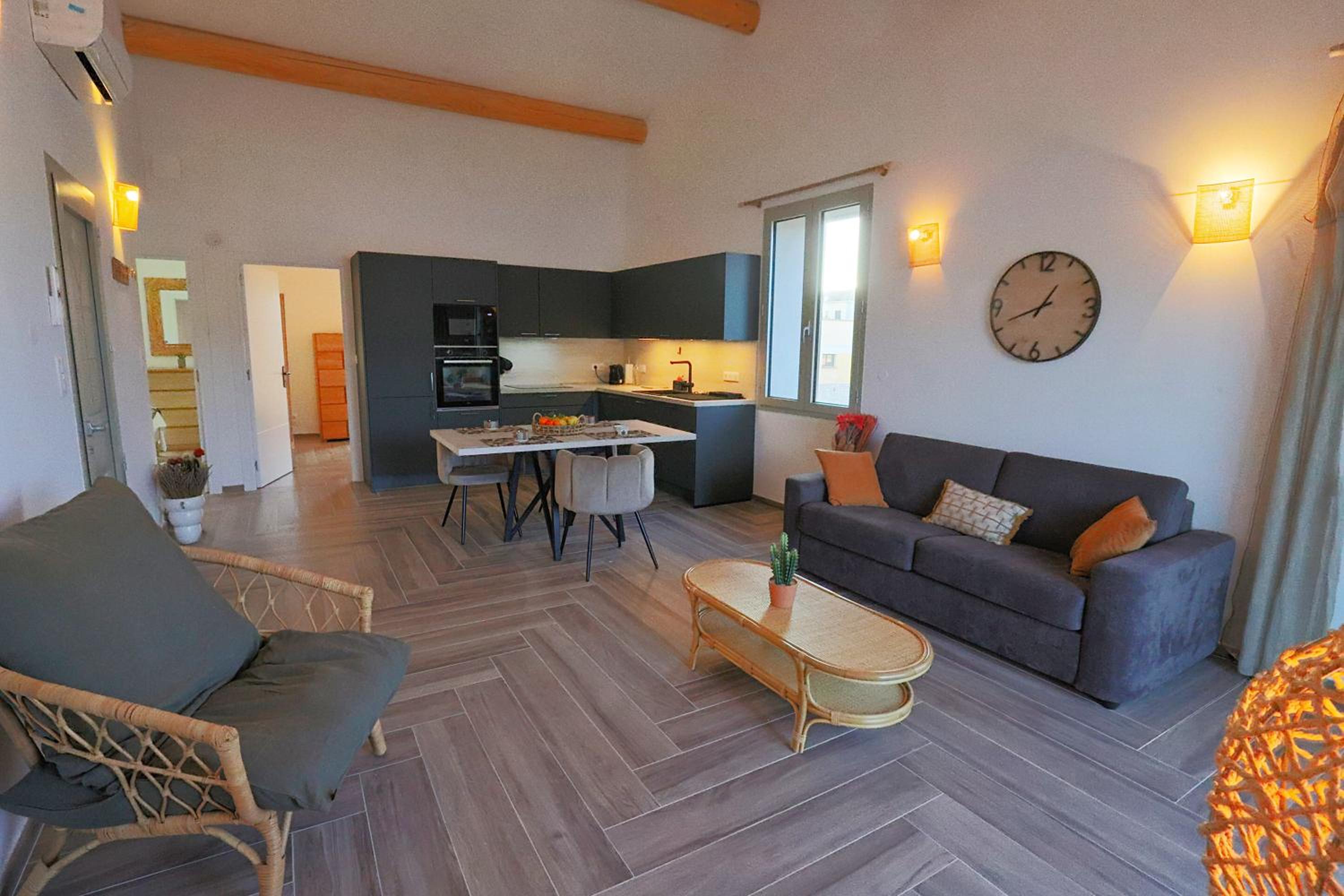 Apartment with Sea View photo 3
