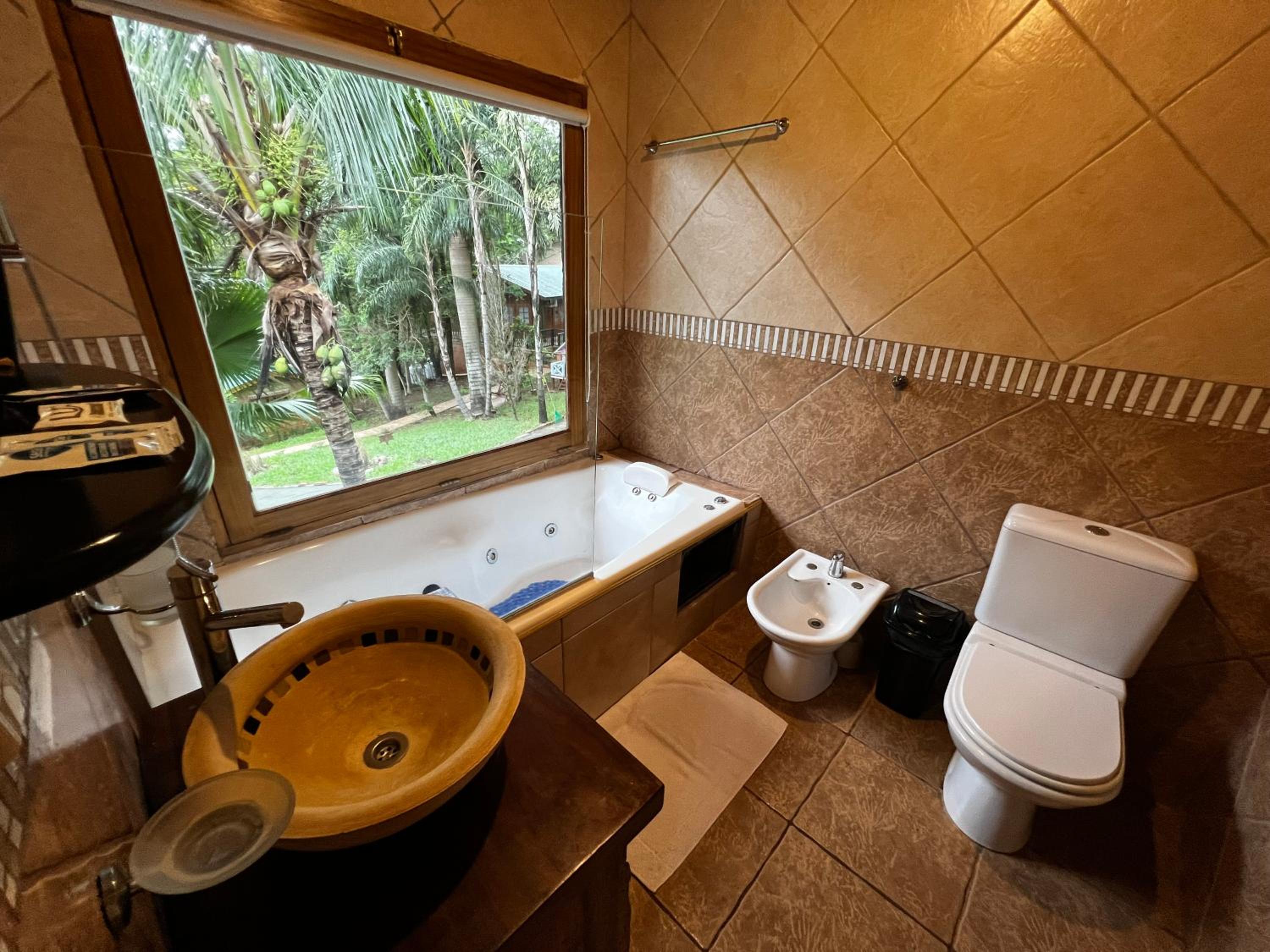 Bungalow (6 Adults) photo 2