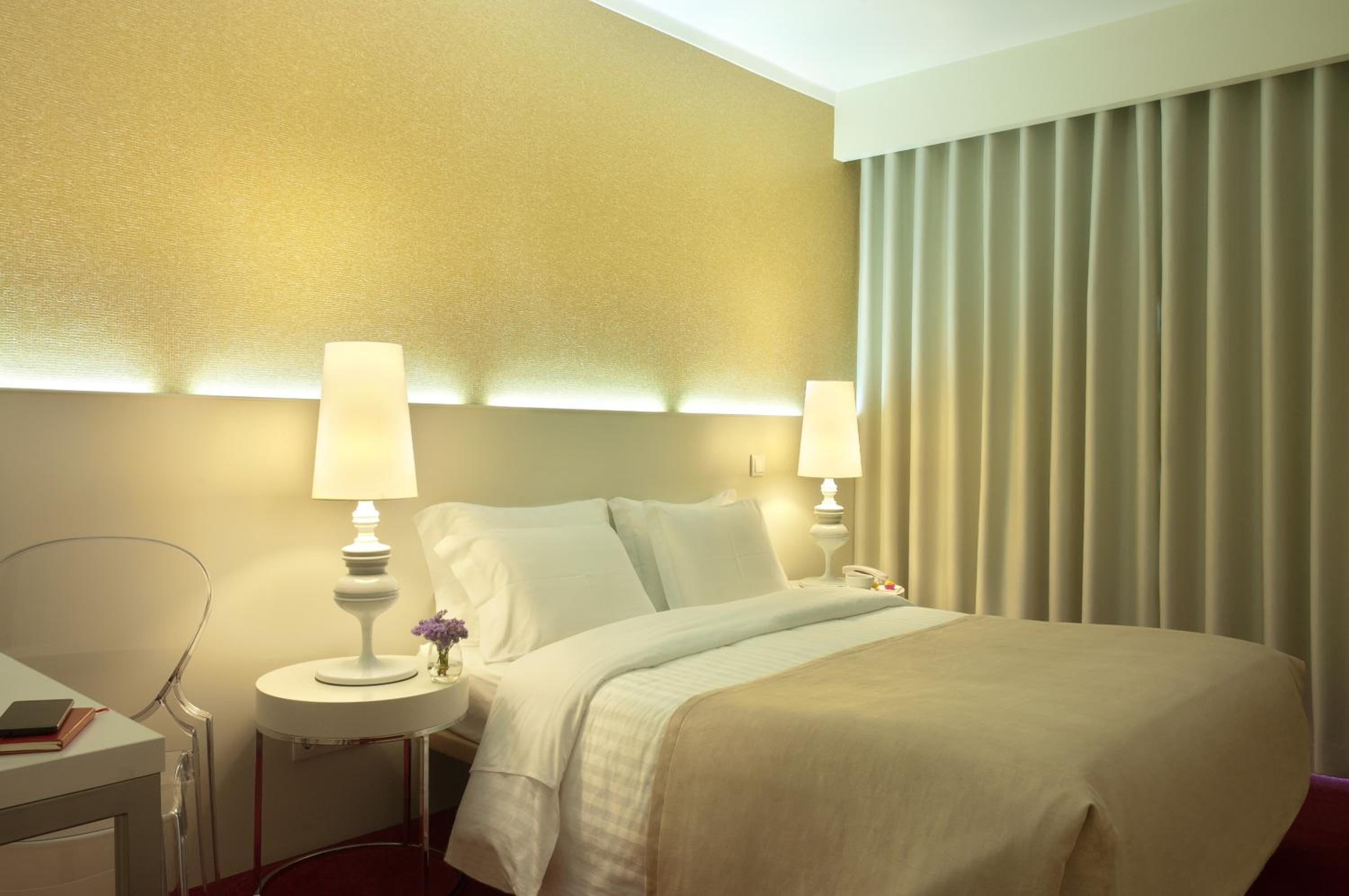 Suite (4 Adults) - Photo 3