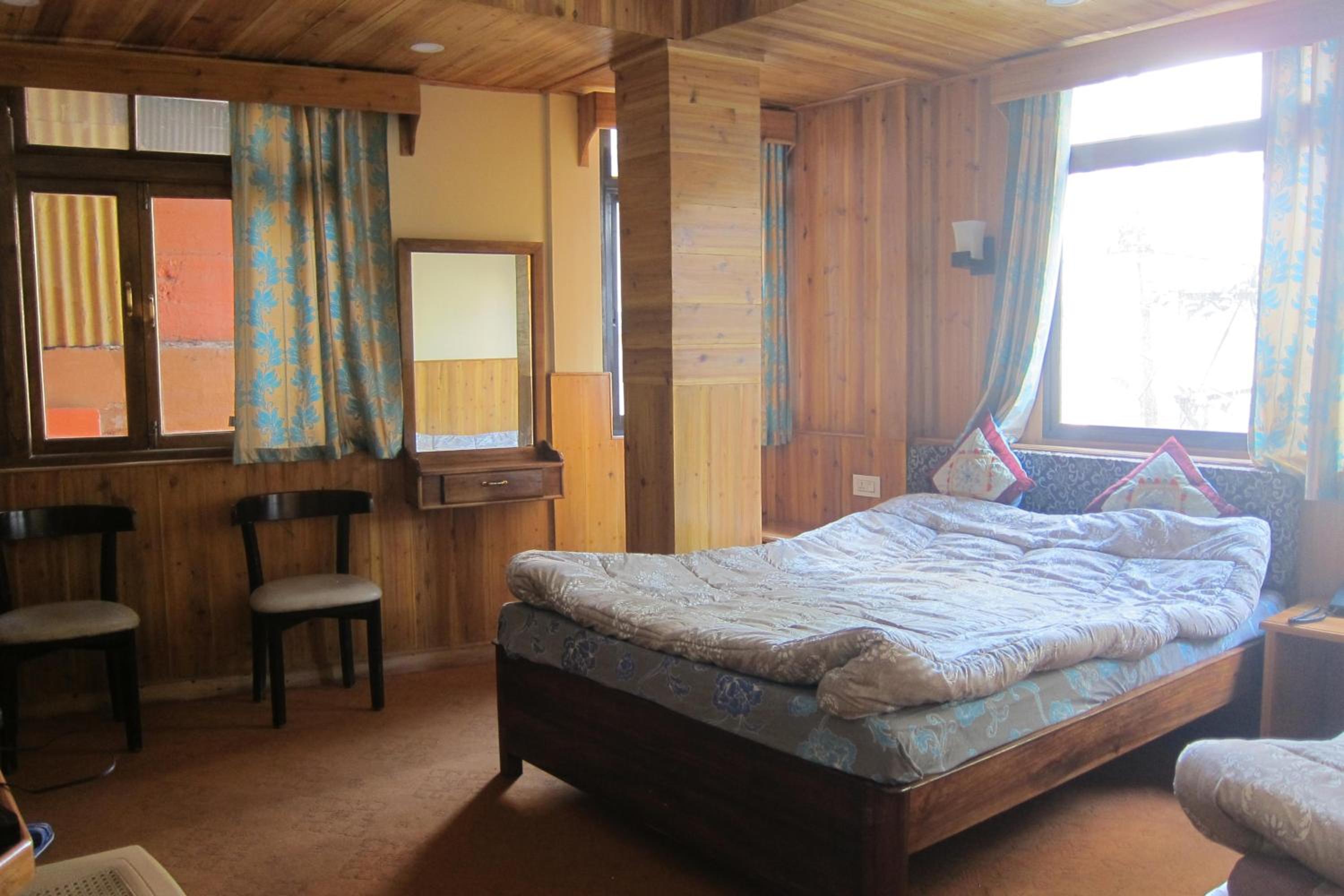 Deluxe Family Room - Photo 10