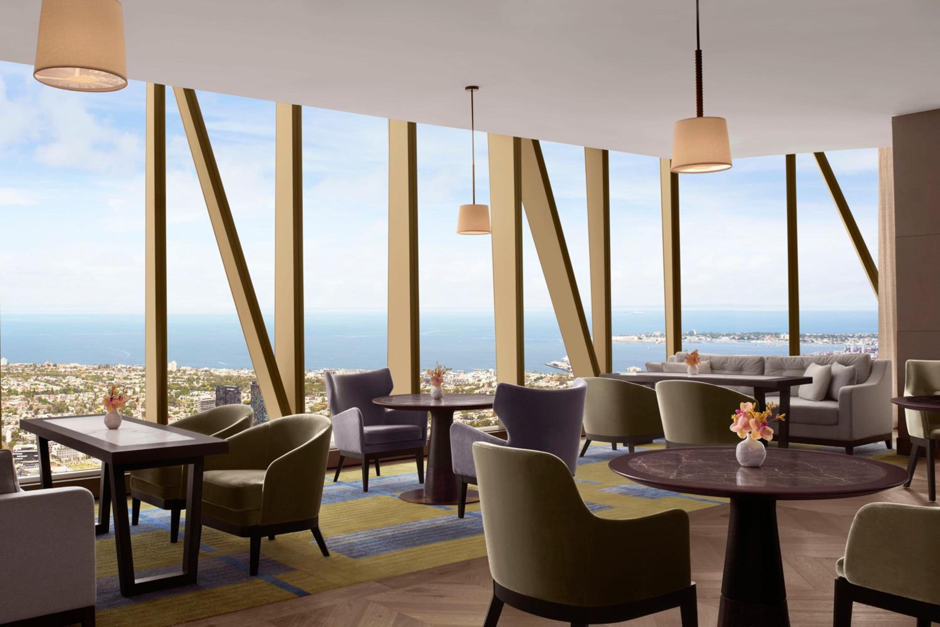 Executive Suite, Bay & City View, 1 Bedroom, 1 King Bed, Half-Board, Club Access - Photo 12