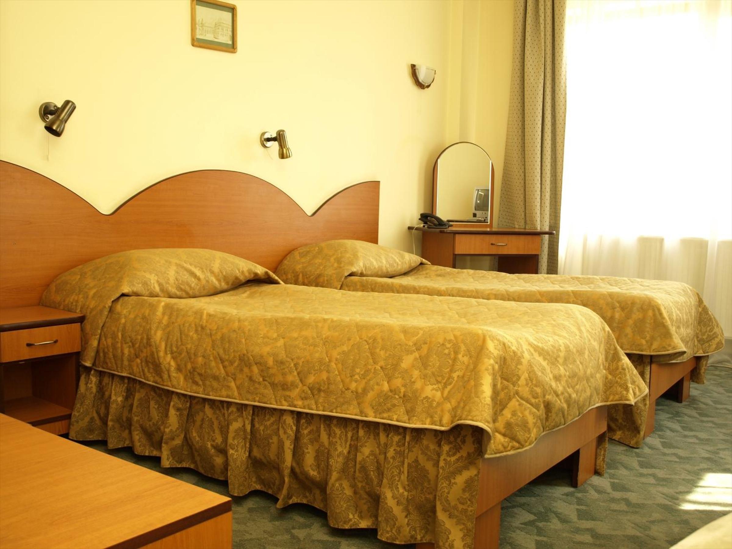 Twin Room - Photo 4