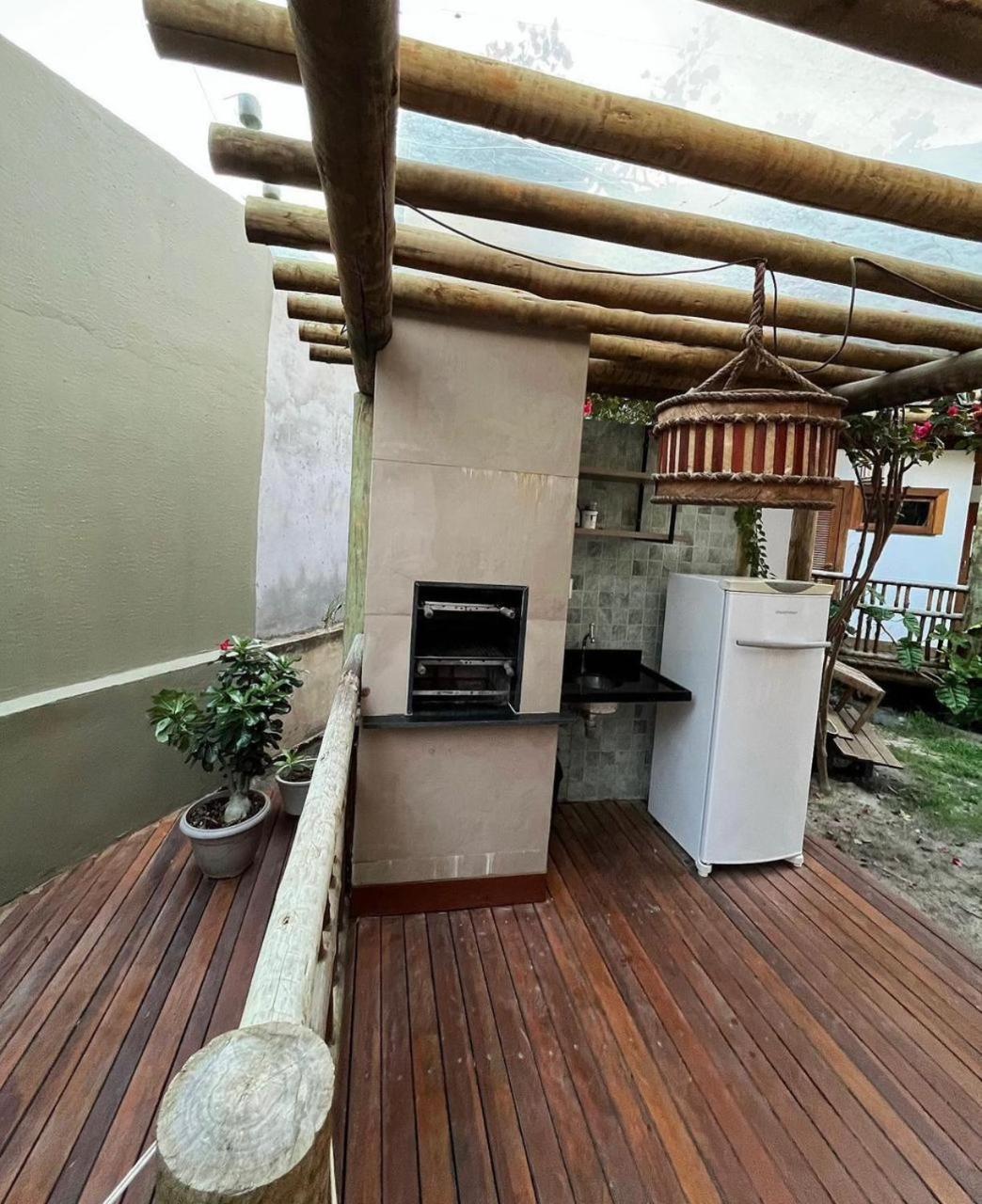Deluxe Bungalow photo 3