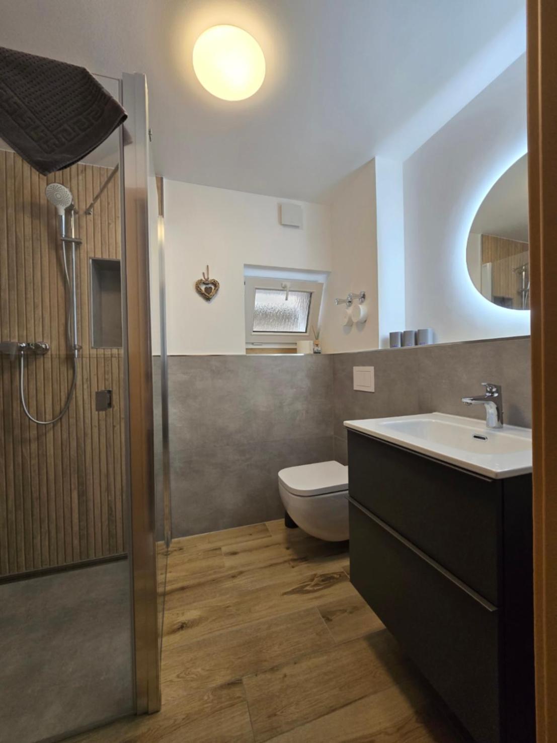 One-Bedroom Apartment - Photo 31