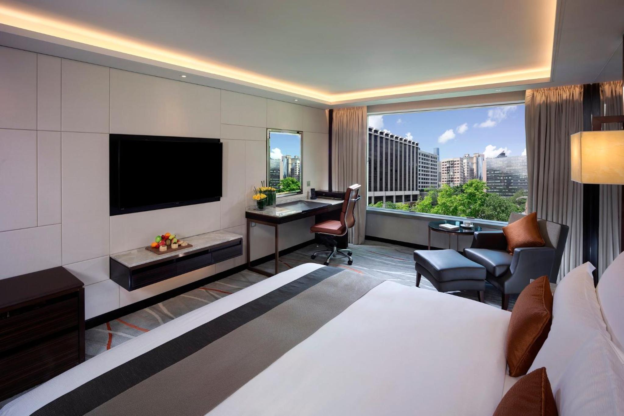 Classic King Room with City View