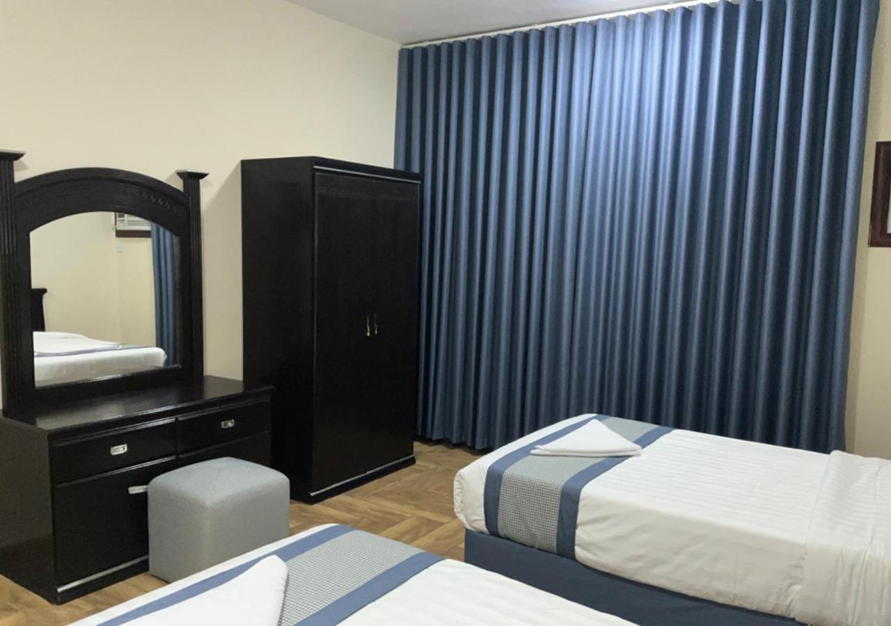 Three-Bedroom Suite photo 2
