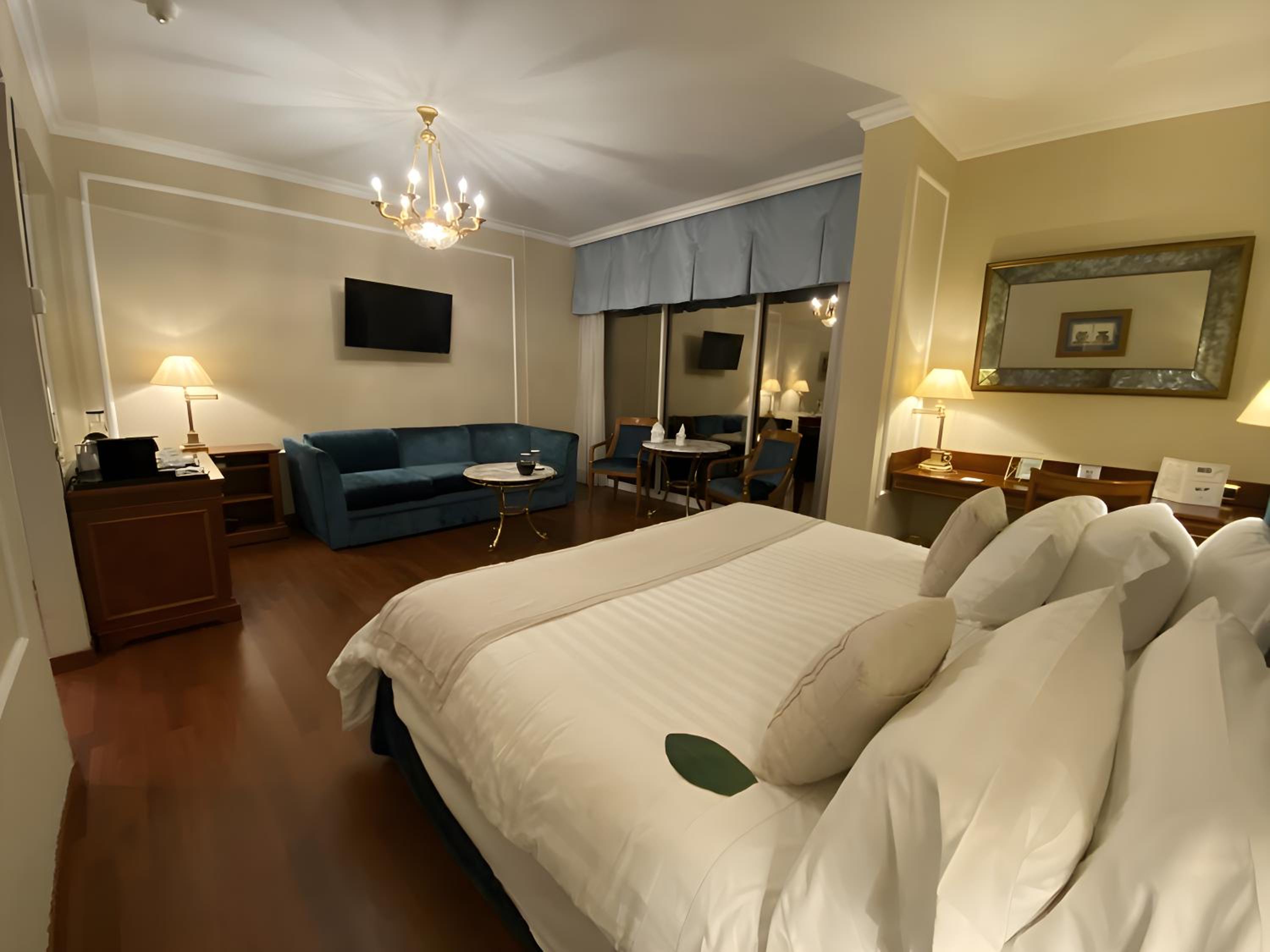 Executive Junior Suite photo 3