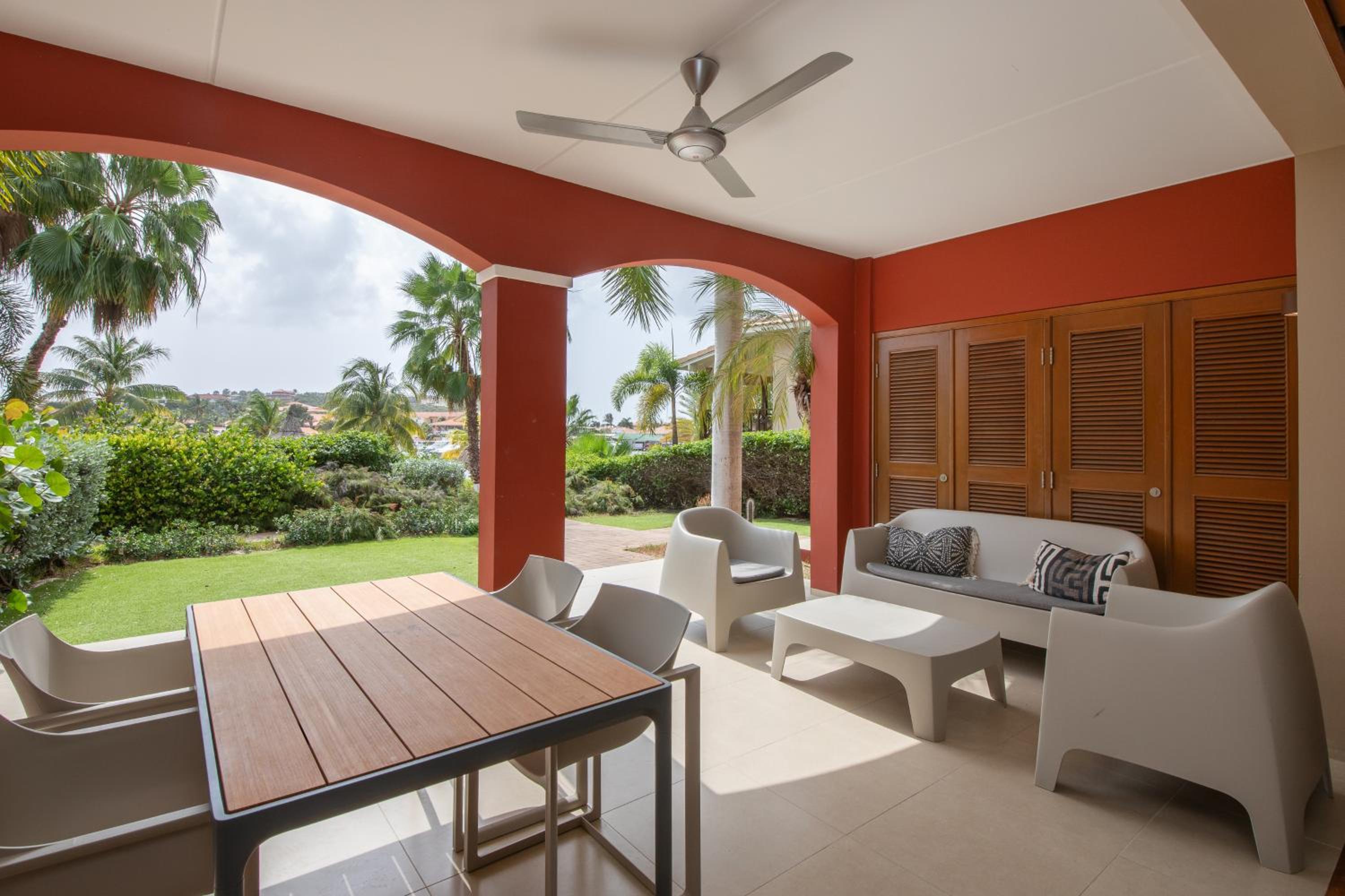 Appartamento con Vista Giardino