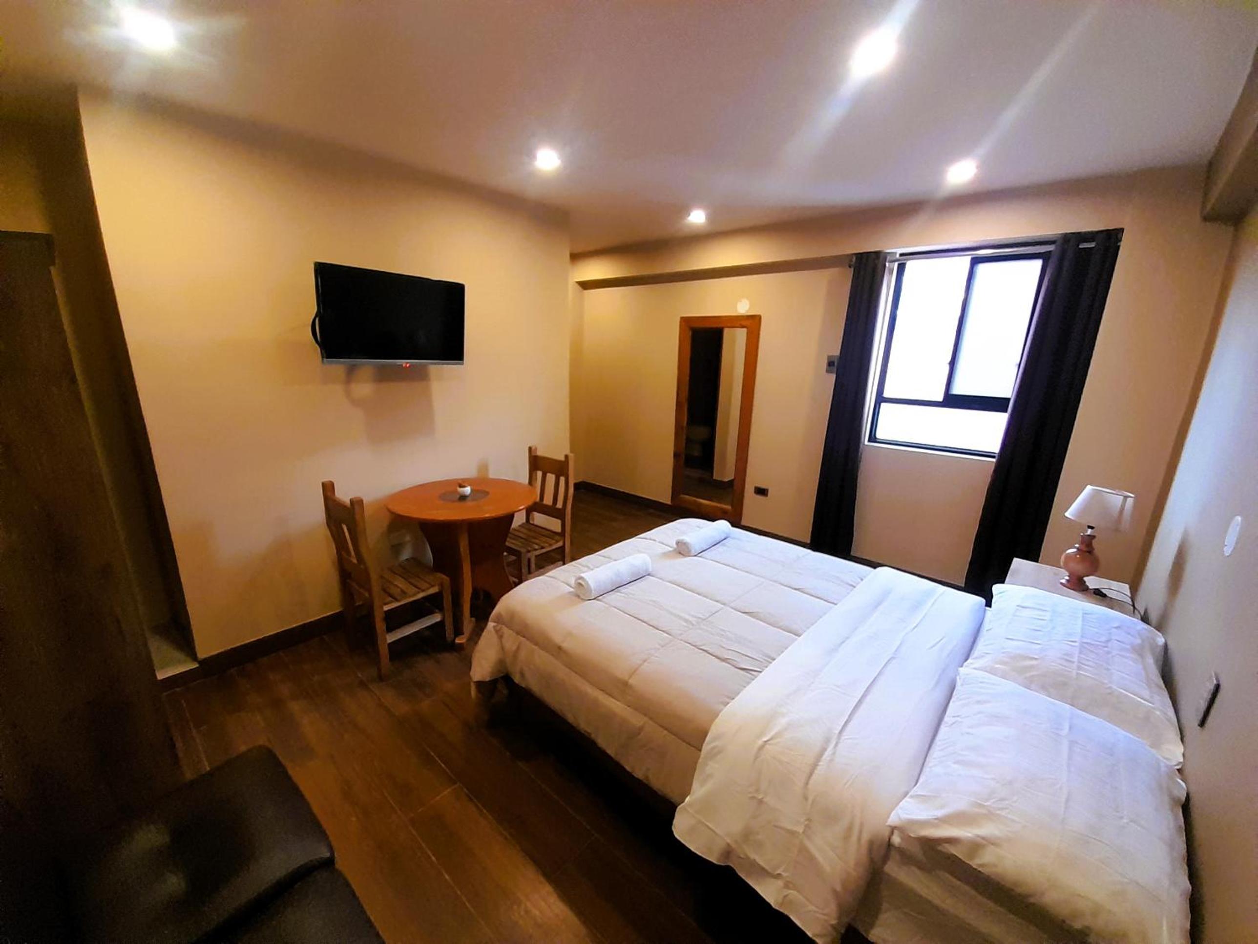 Double Room with Private Bathroom photo 2