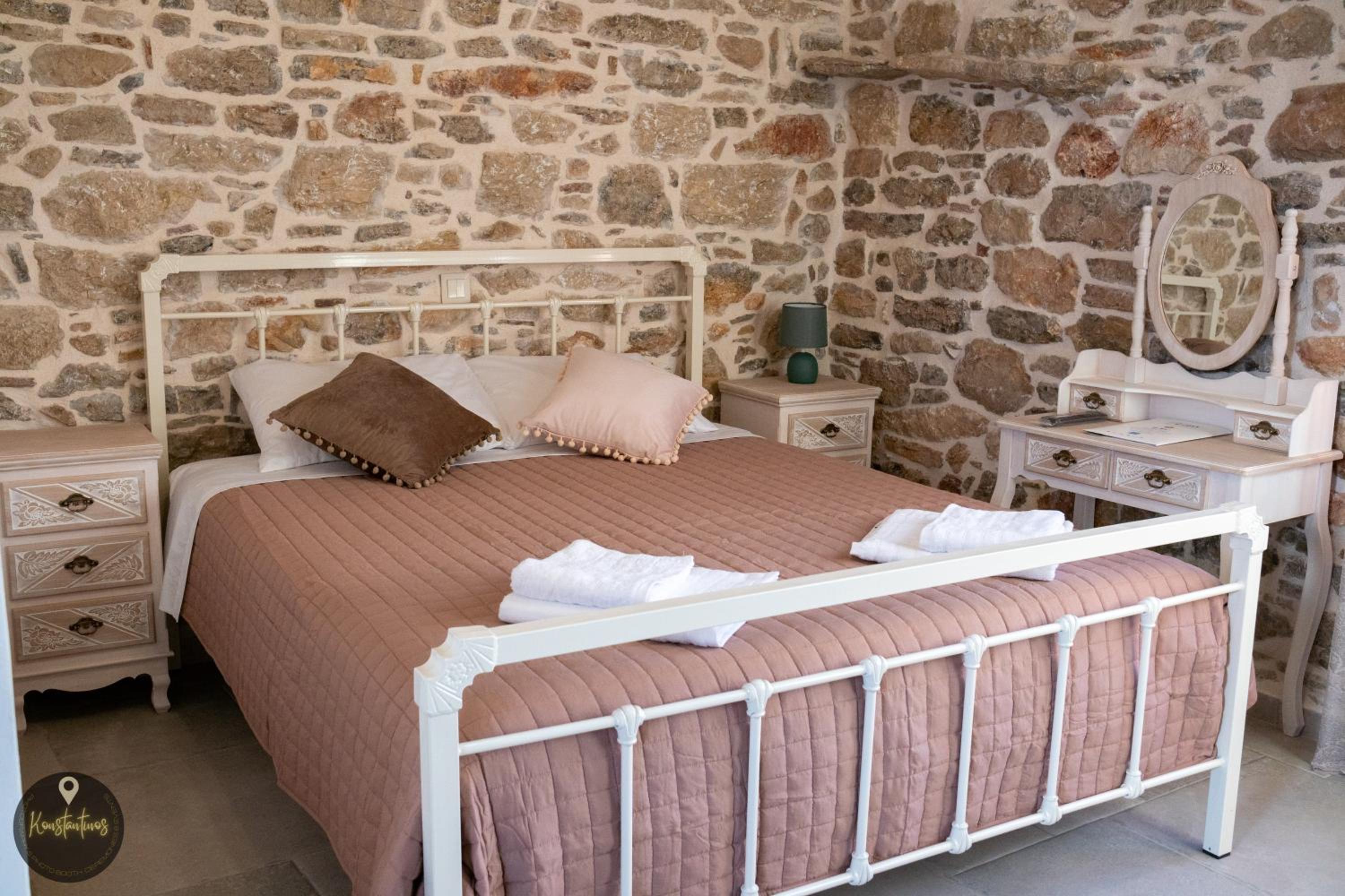 Deluxe Triple Room photo 1