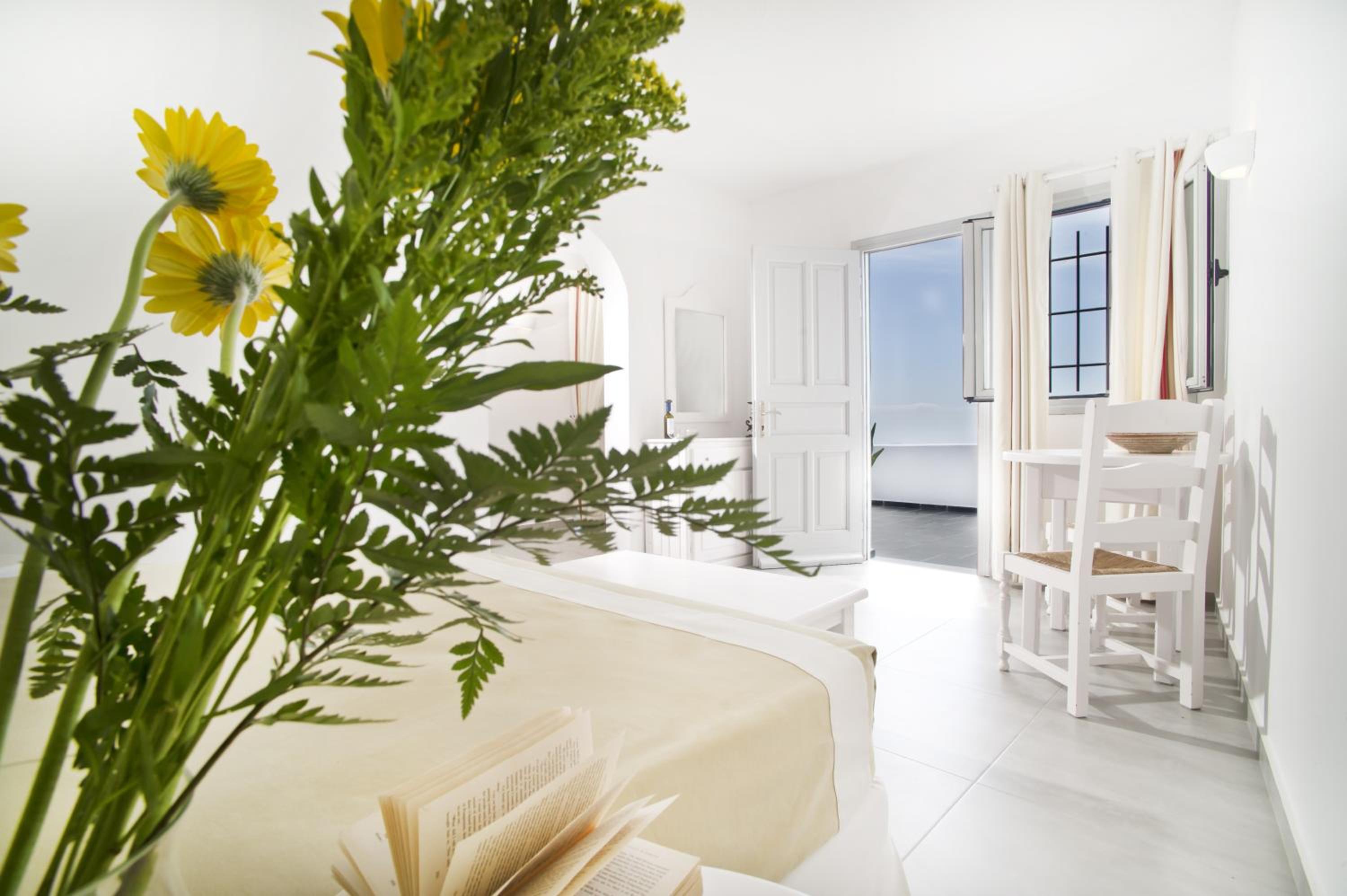 Double Room with Caldera View - Photo 1