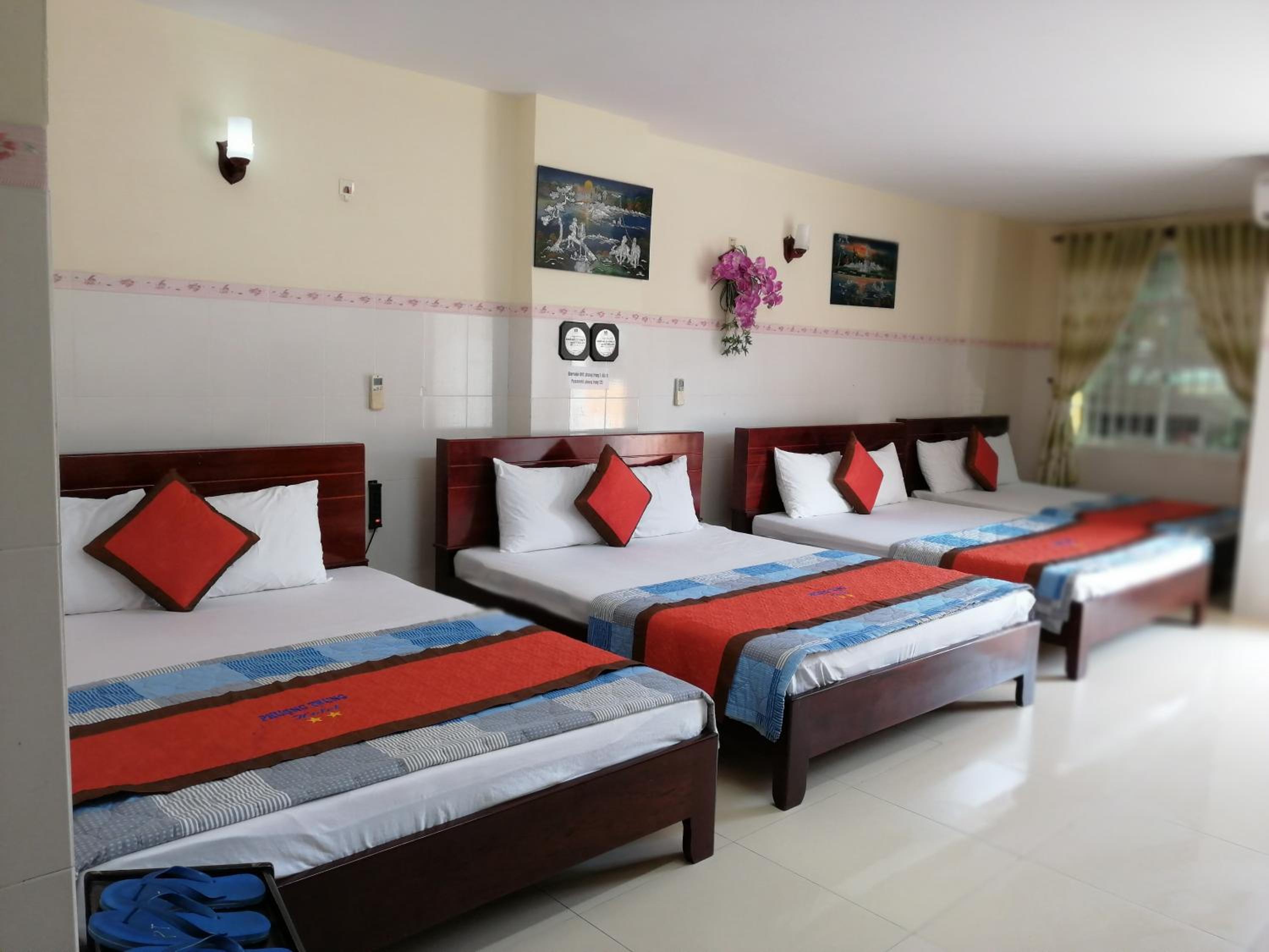 Mixed Dormitory Room