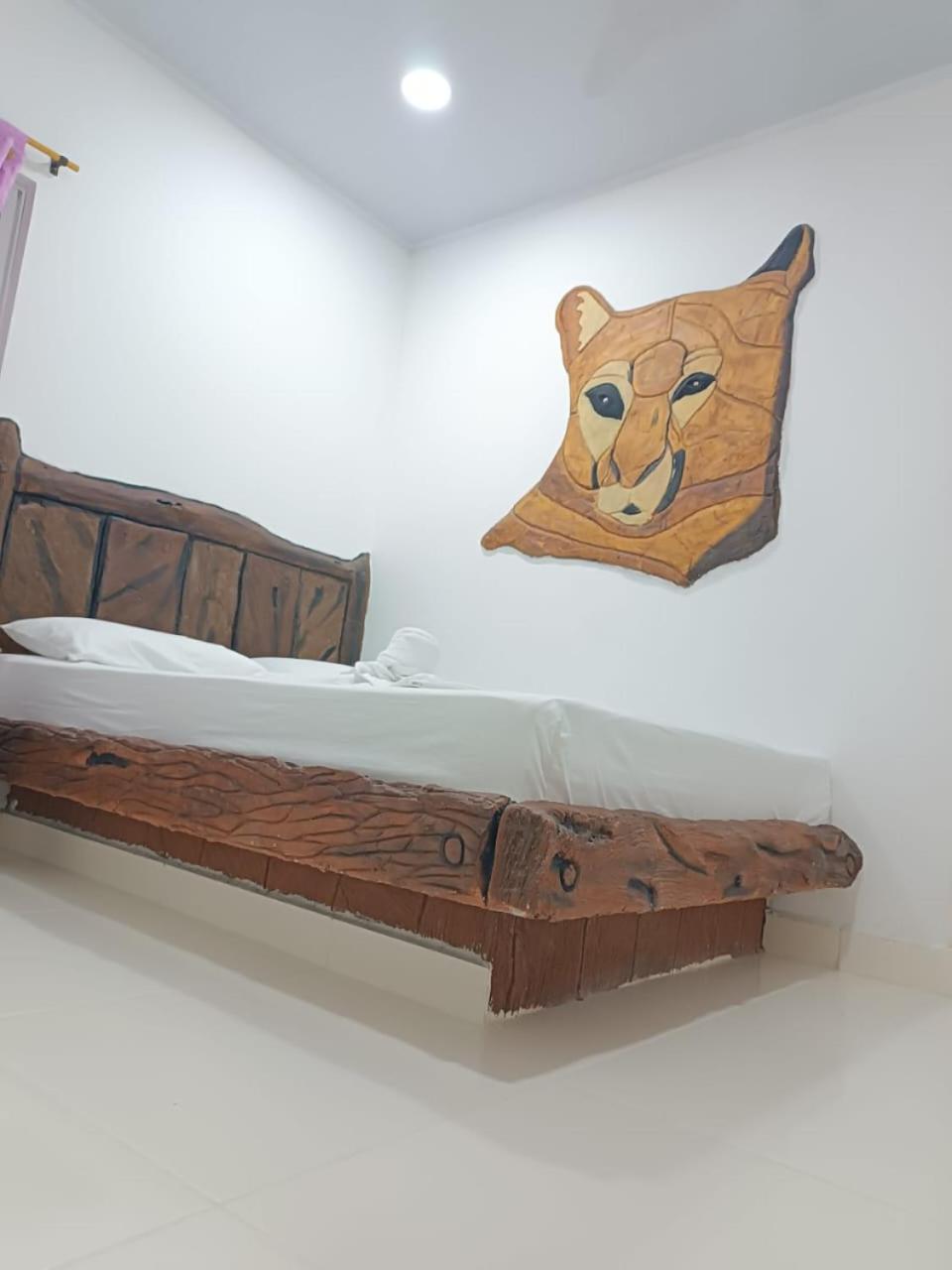 Economy Twin Room