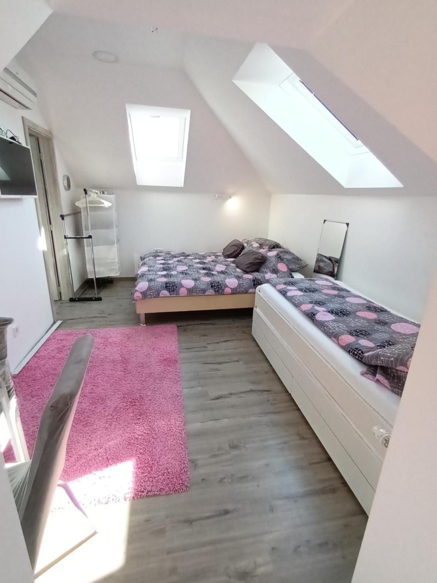 Studio Apartment photo 2