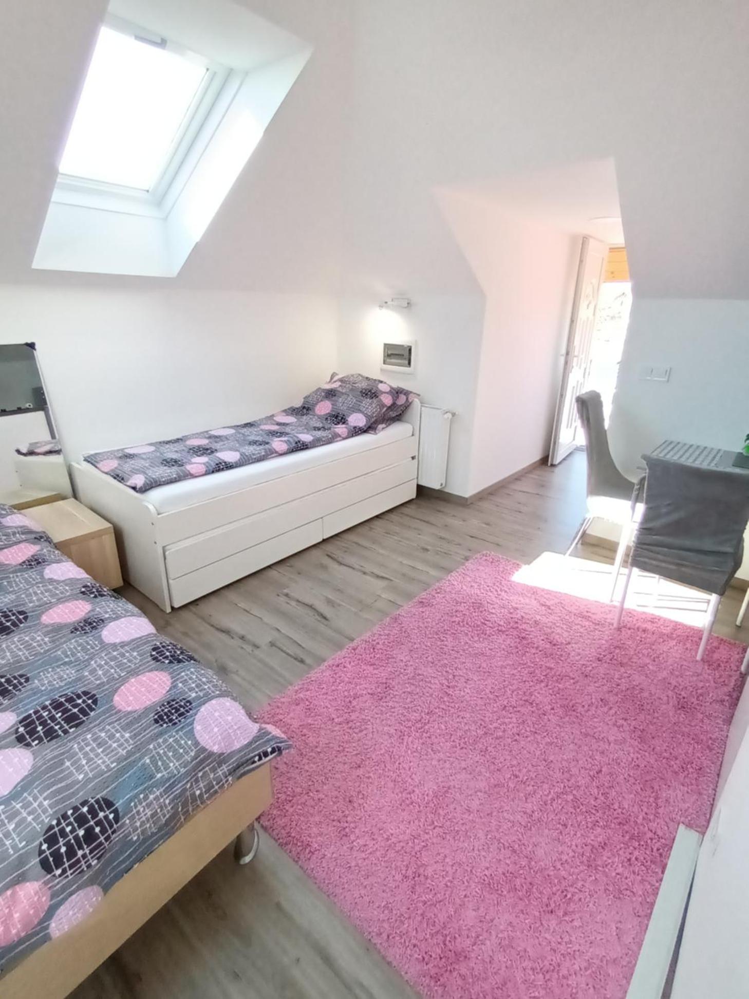 Studio Apartment photo 1