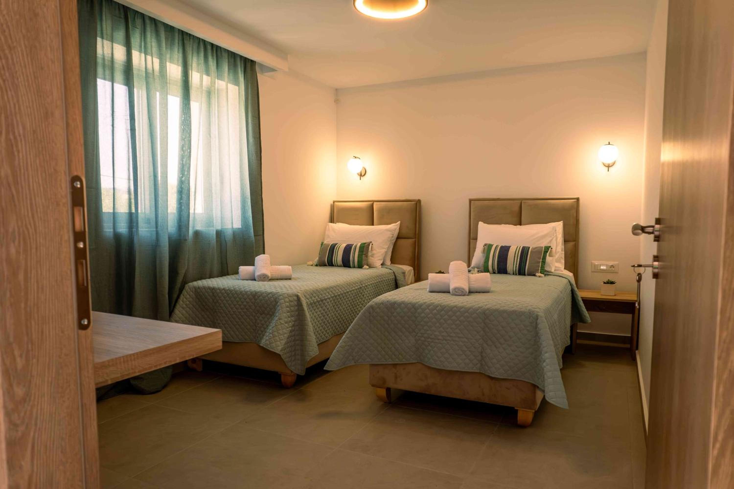 Villa - Beach Front photo 2