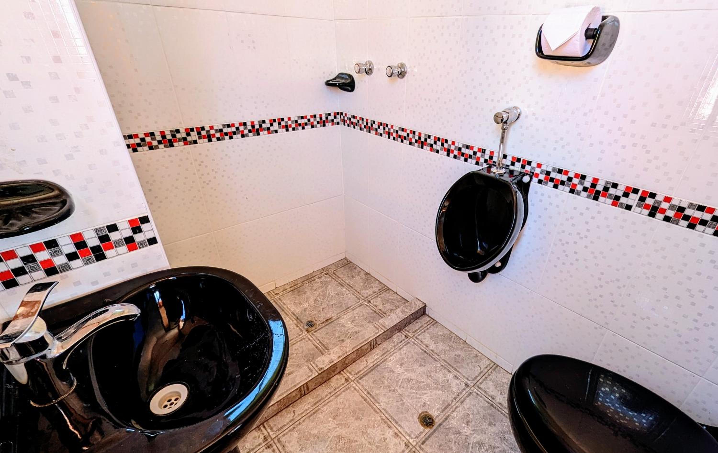 Double or Twin Room with Bathroom photo 3