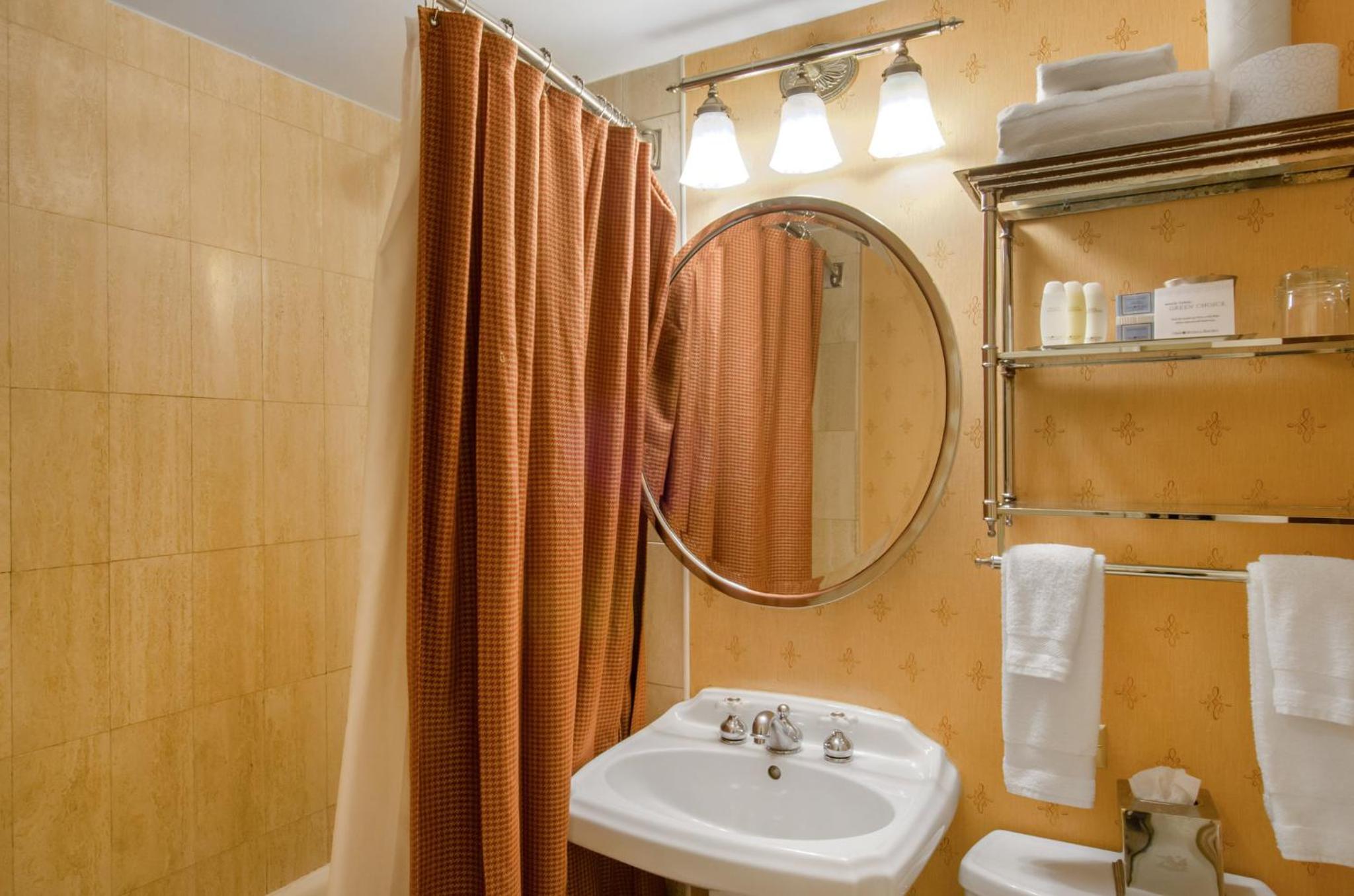 Premier Suite - 2 Queen Beds