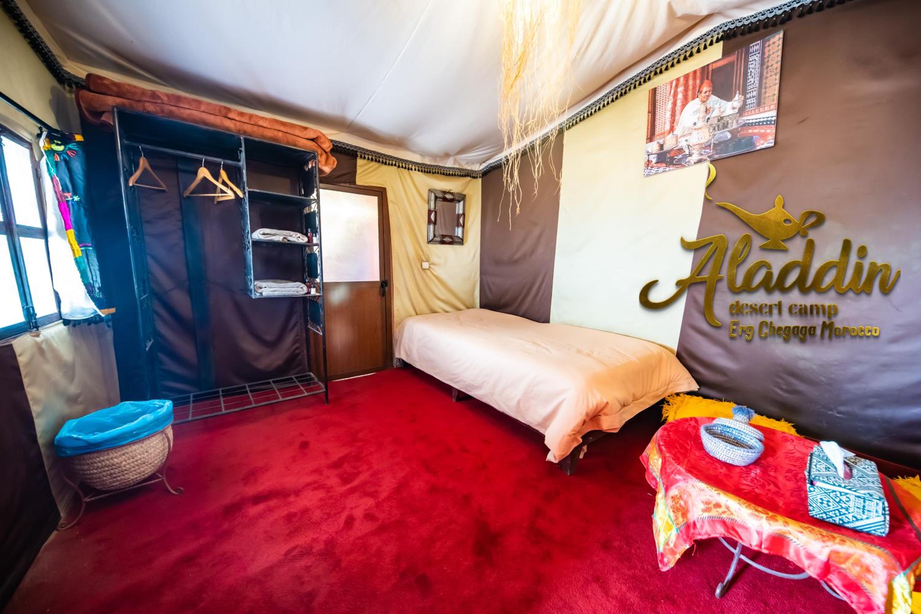 Deluxe Double Room (2 Adults + 1 Child)