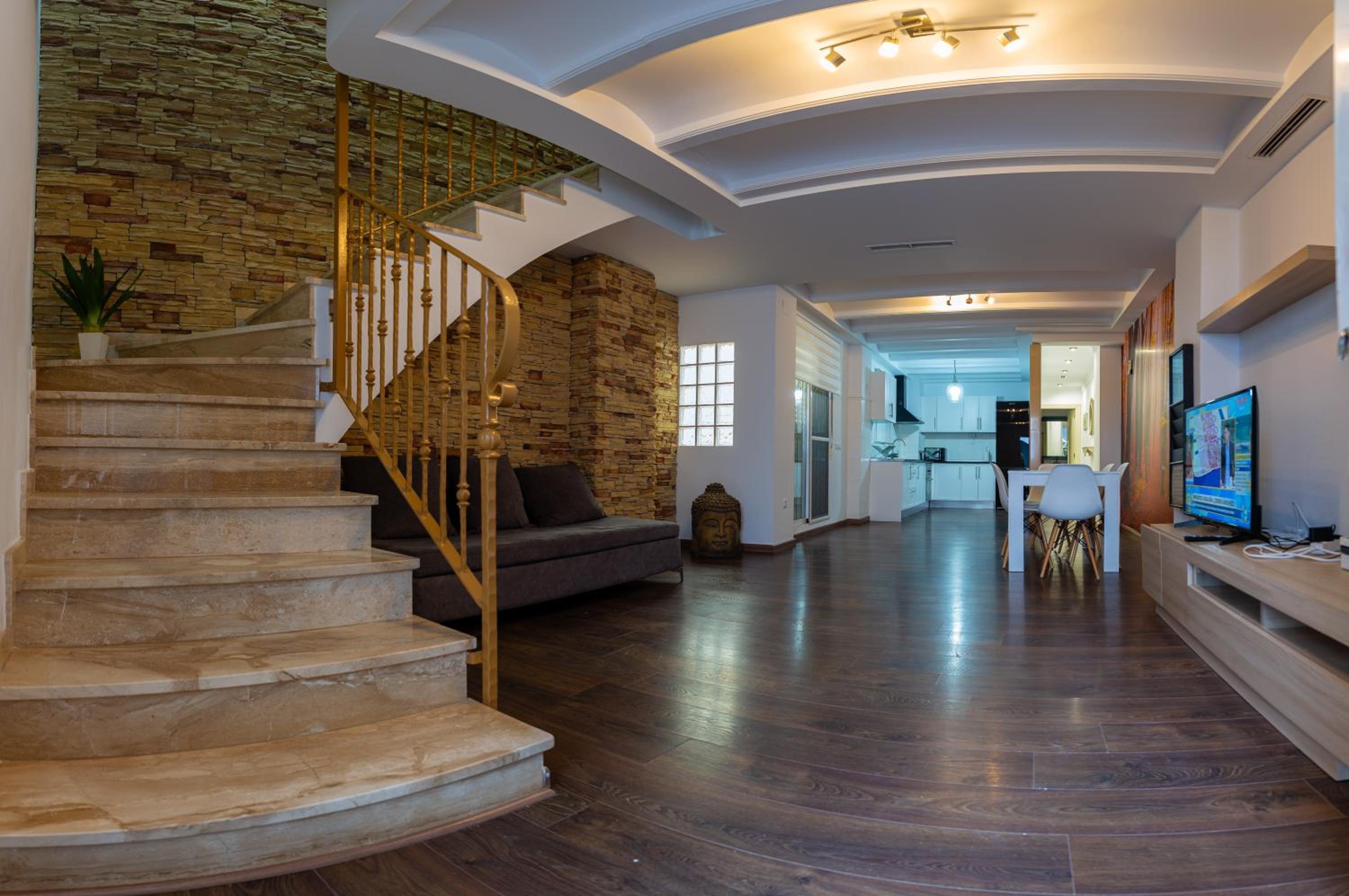 Casa de cuatro habitaciones