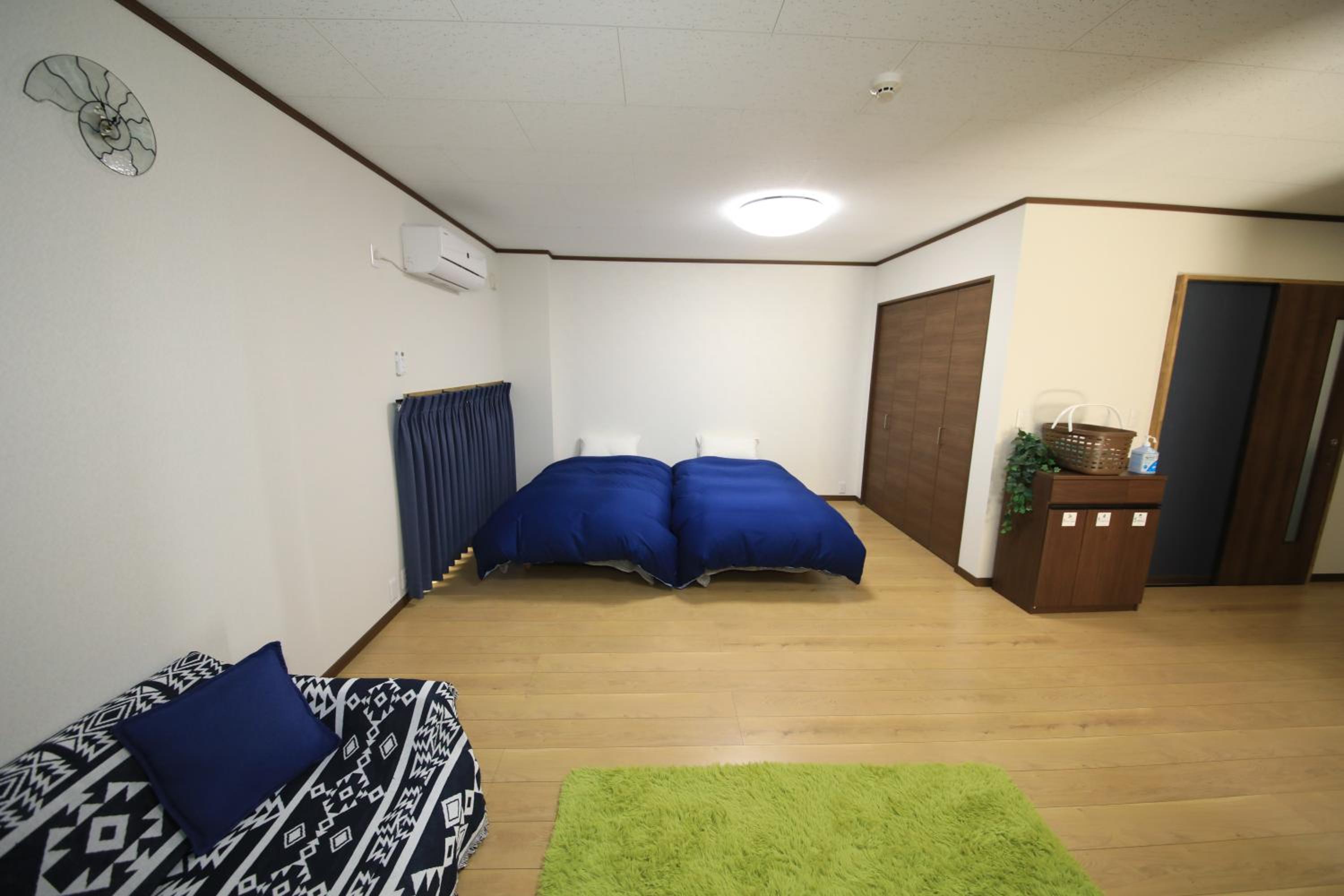 Family Room With Private Bathroom photo 1