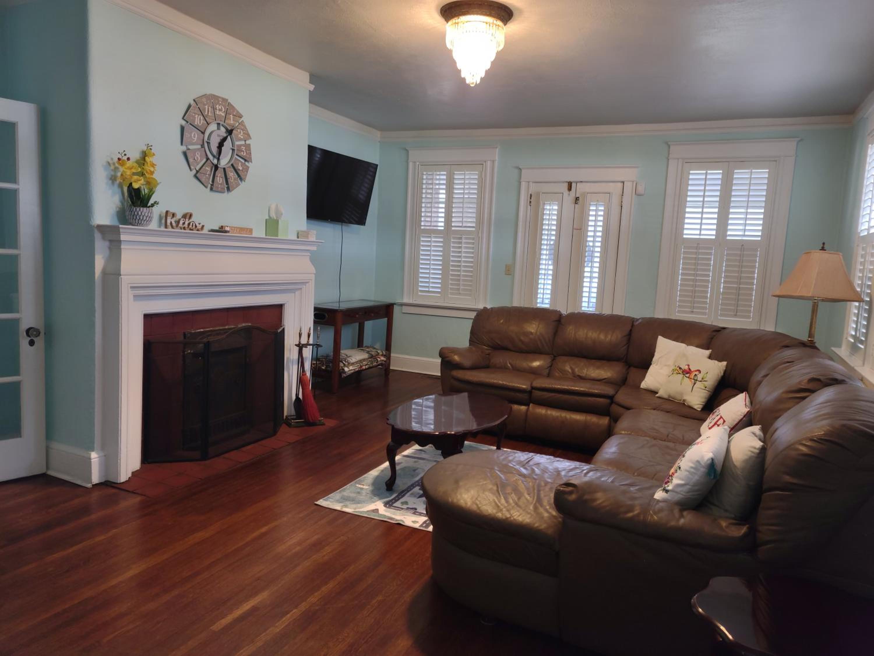 Three-Bedroom House photo 1