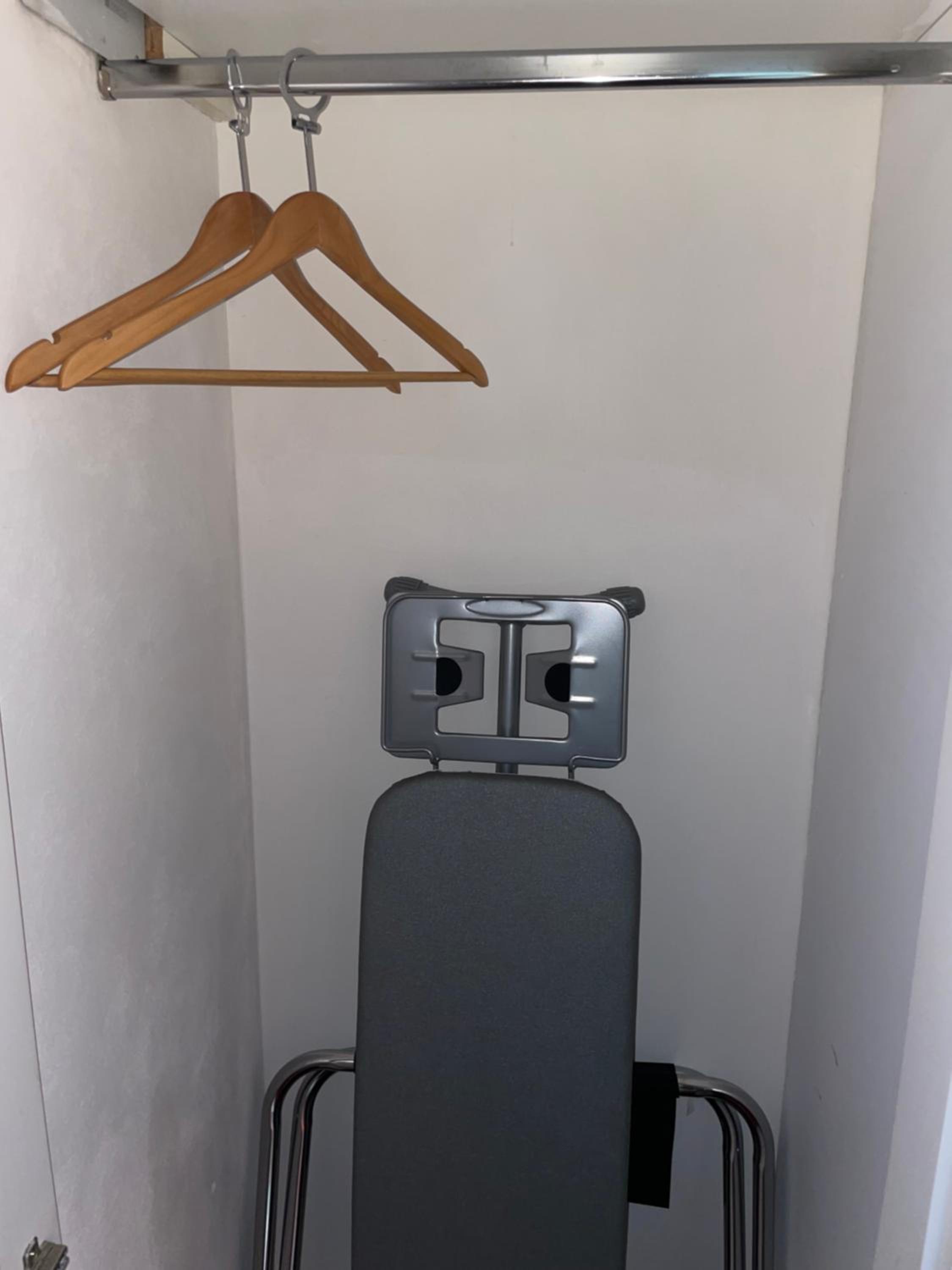 Standard Twin Room - Photo 2