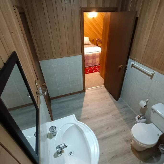 Double or Twin Room photo 3