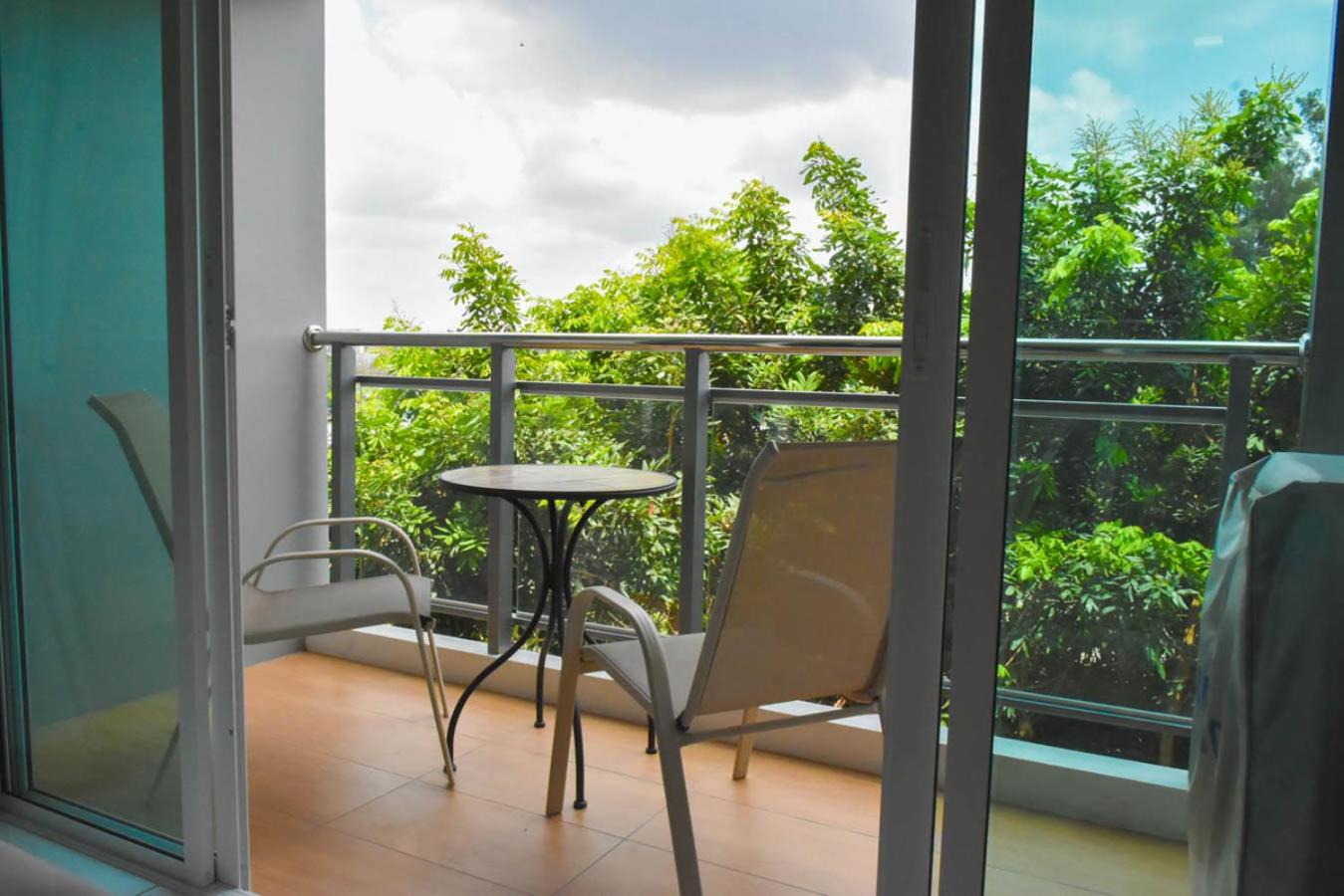 Studio with Balcony photo 3