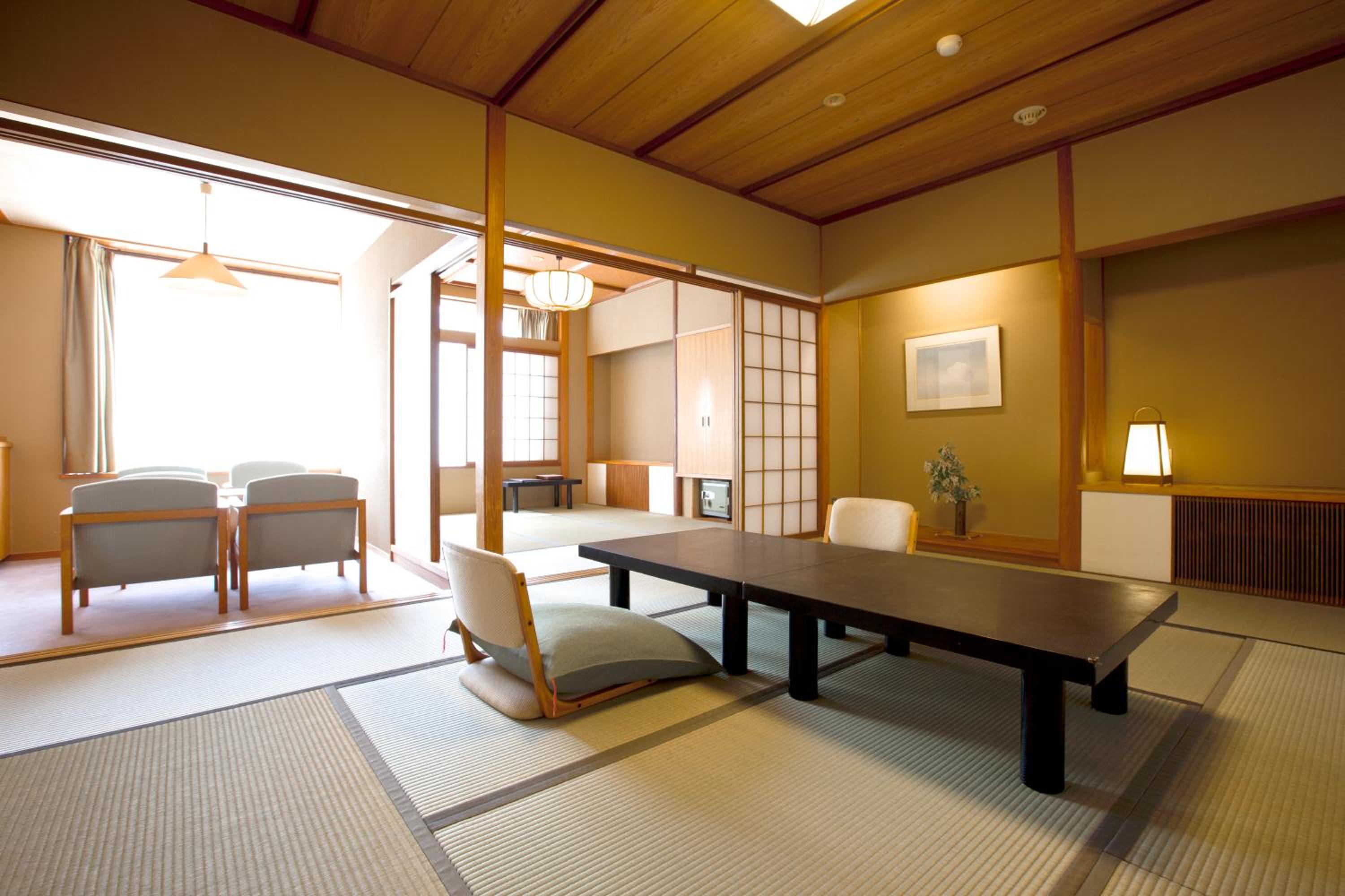 Japanese-Style Room with Mountain View - Non-Smoking photo 3
