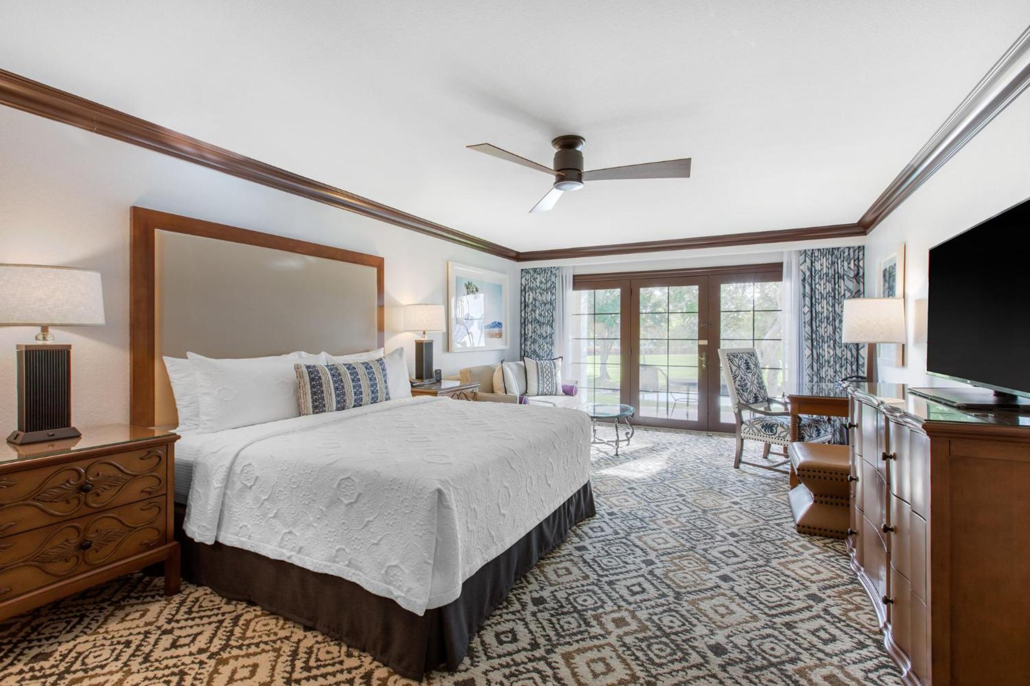 ADA Vista View Room - 1 King Bed - Photo 2