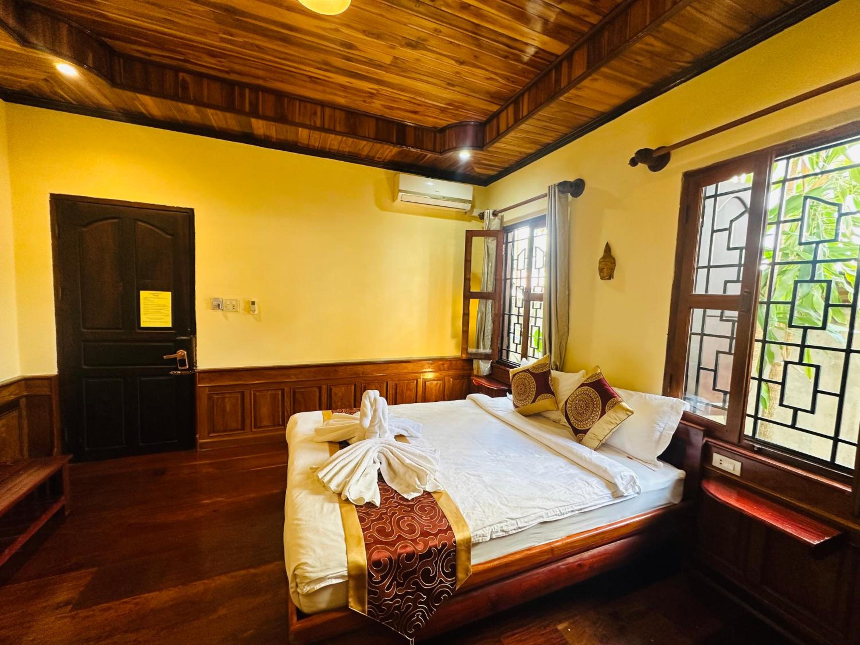 Deluxe Double Room - Photo 24