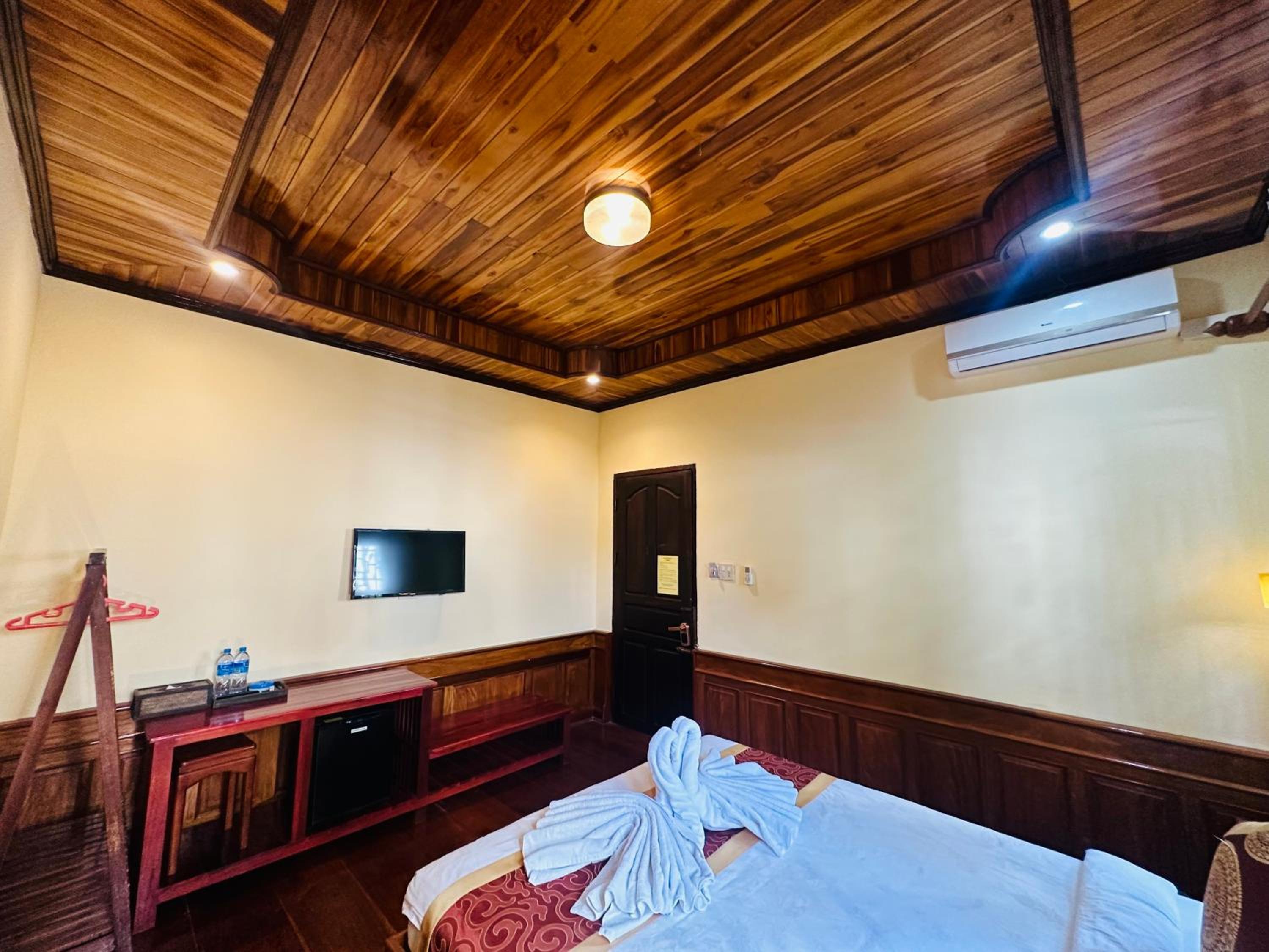 Deluxe Double Room - Photo 26