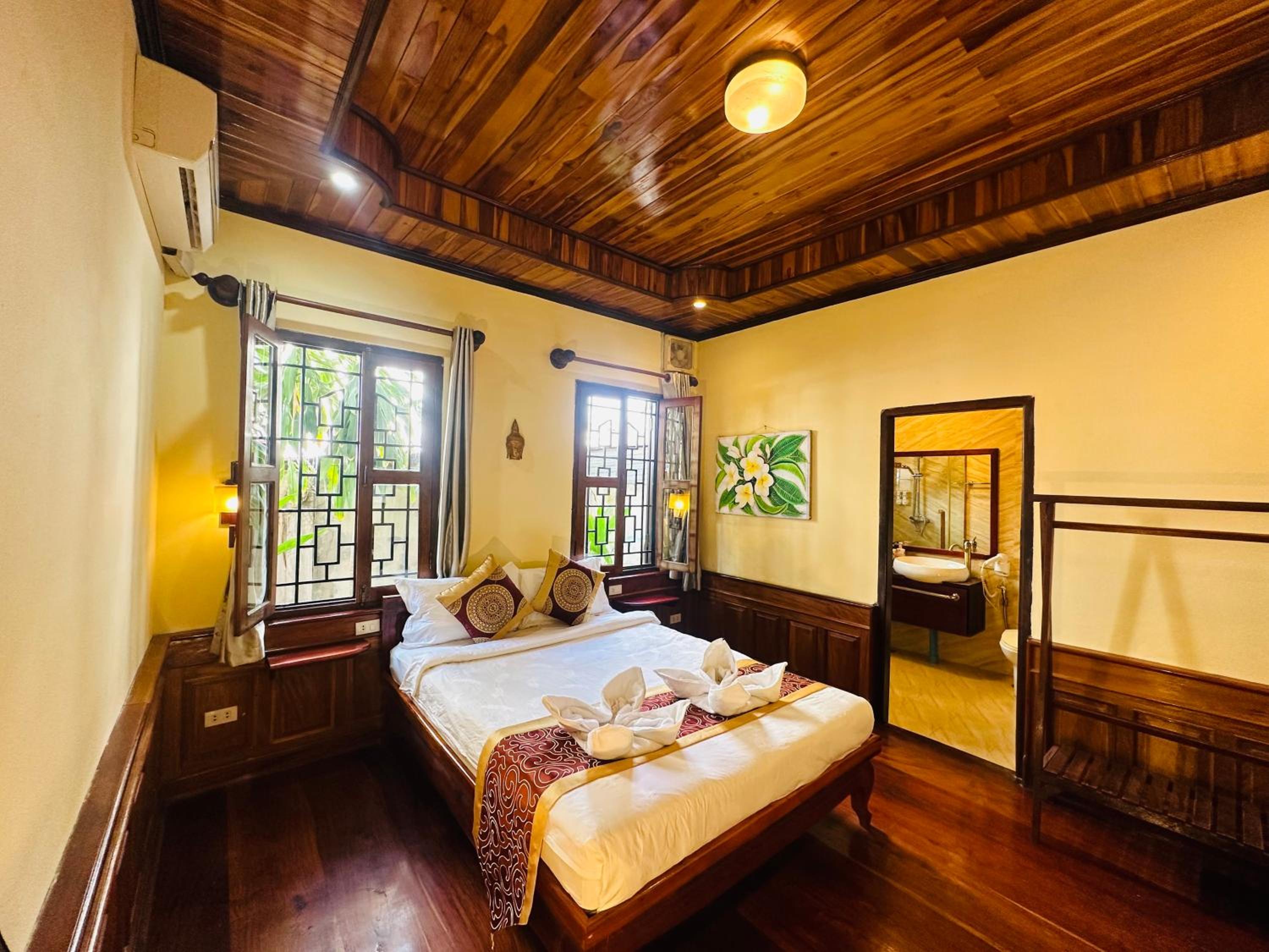 Deluxe Double Room - Photo 18