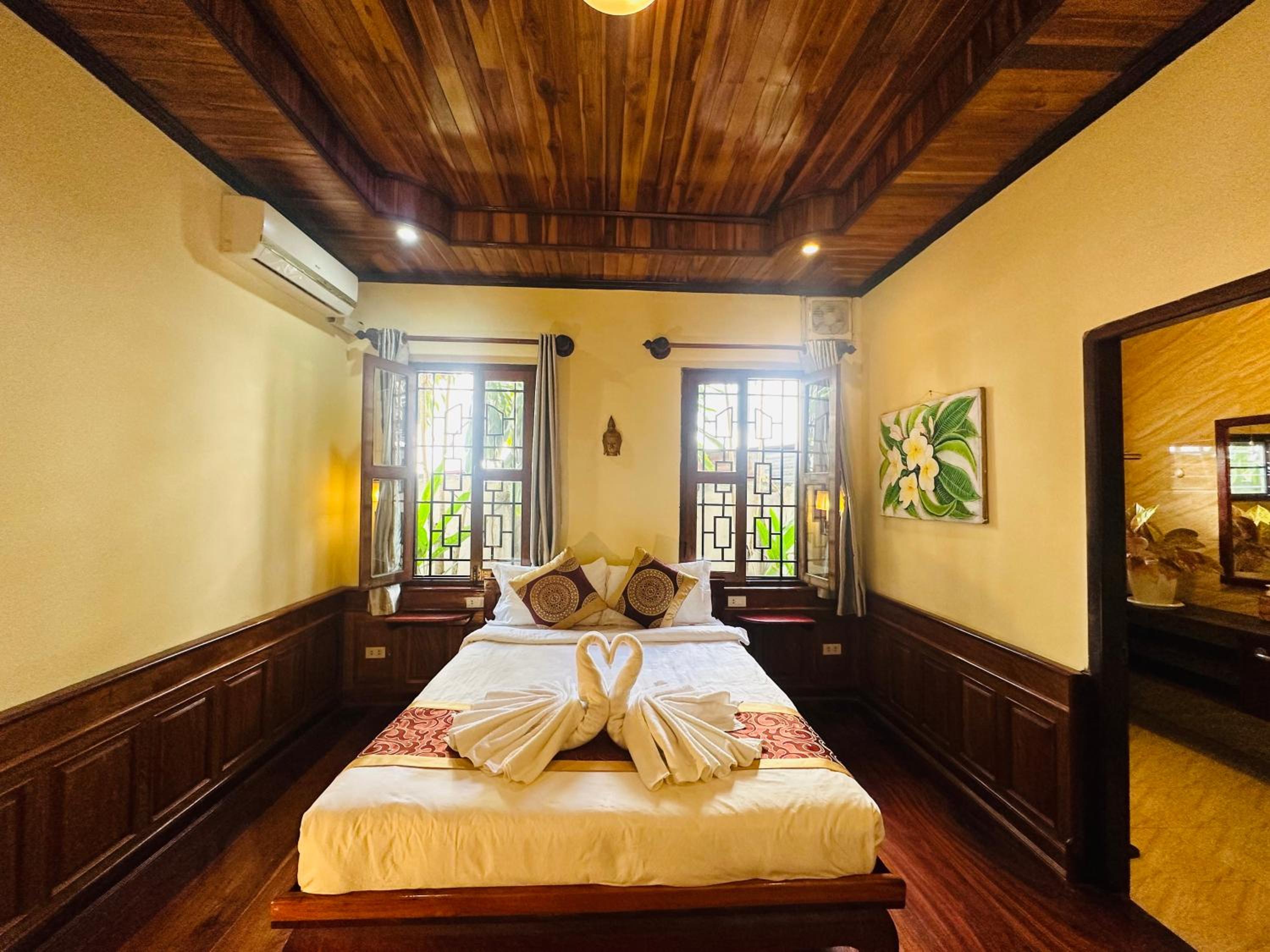 Deluxe Double Room - Photo 19