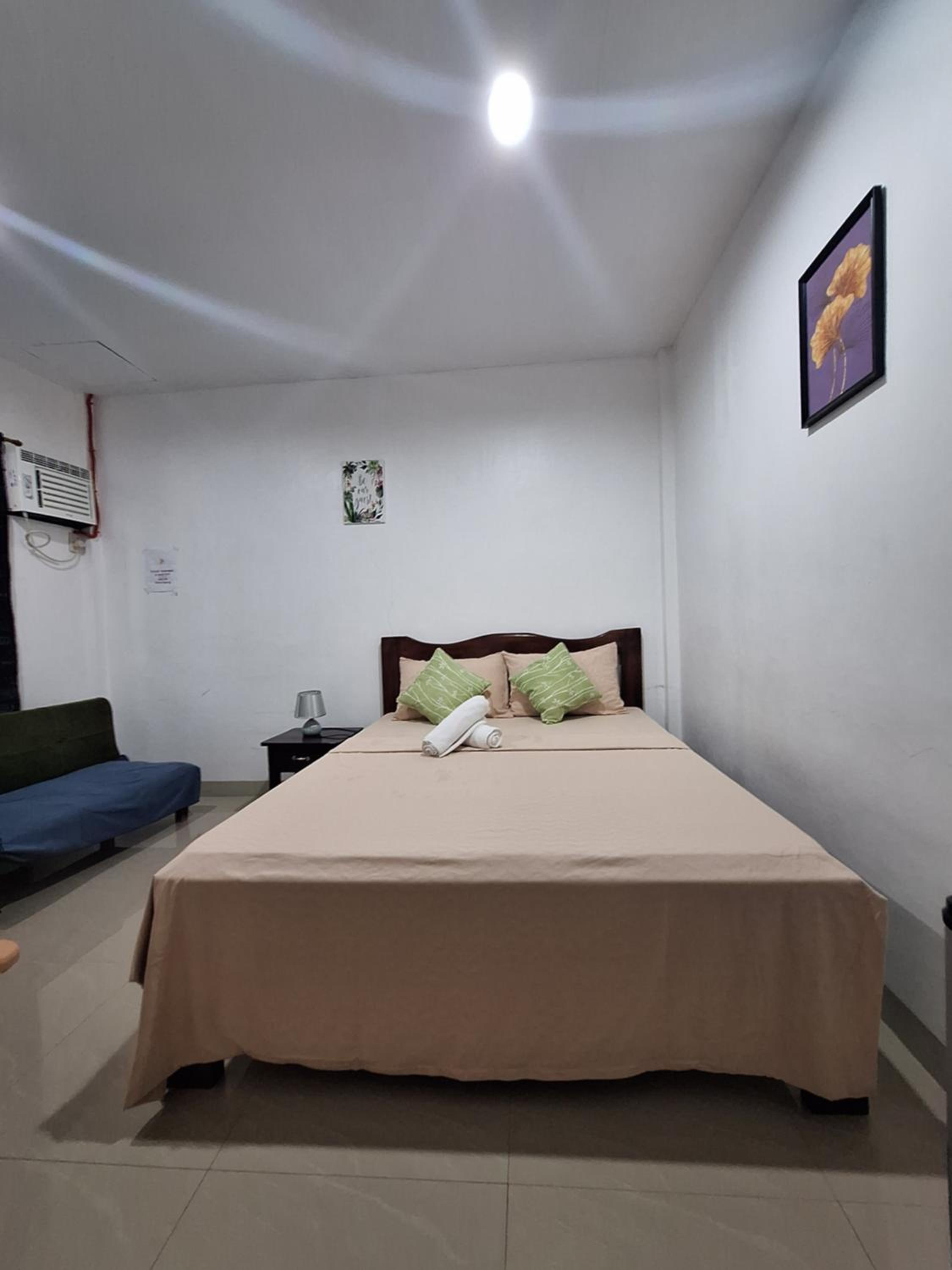 Deluxe Double Room with Balcony photo 3