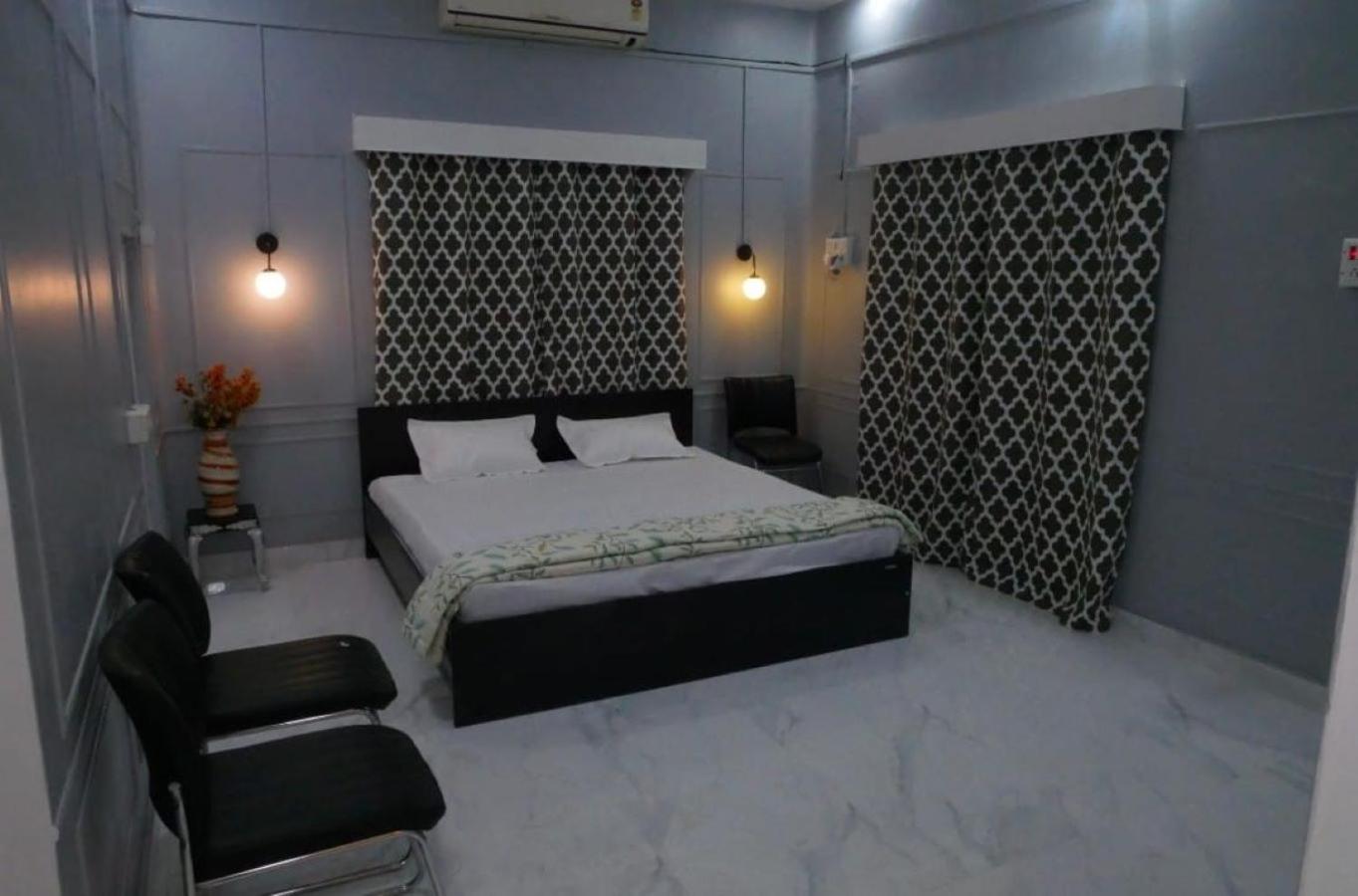 Three-Bedroom Villa photo 2