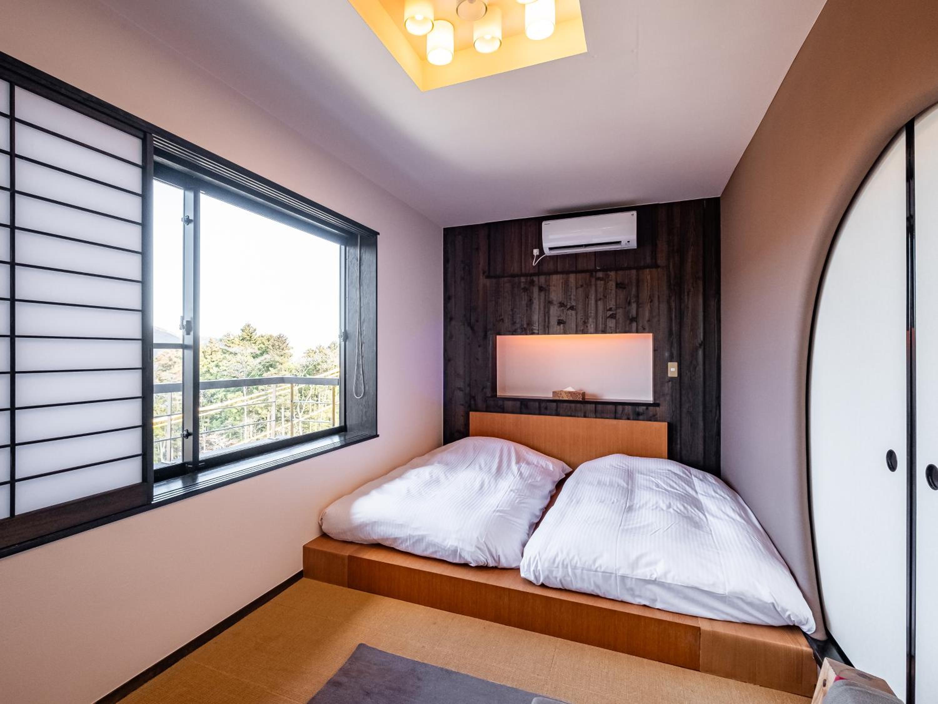 Japanese and Western style room 35㎡ Twin or Double with Annex private open-air bath - Photo 7