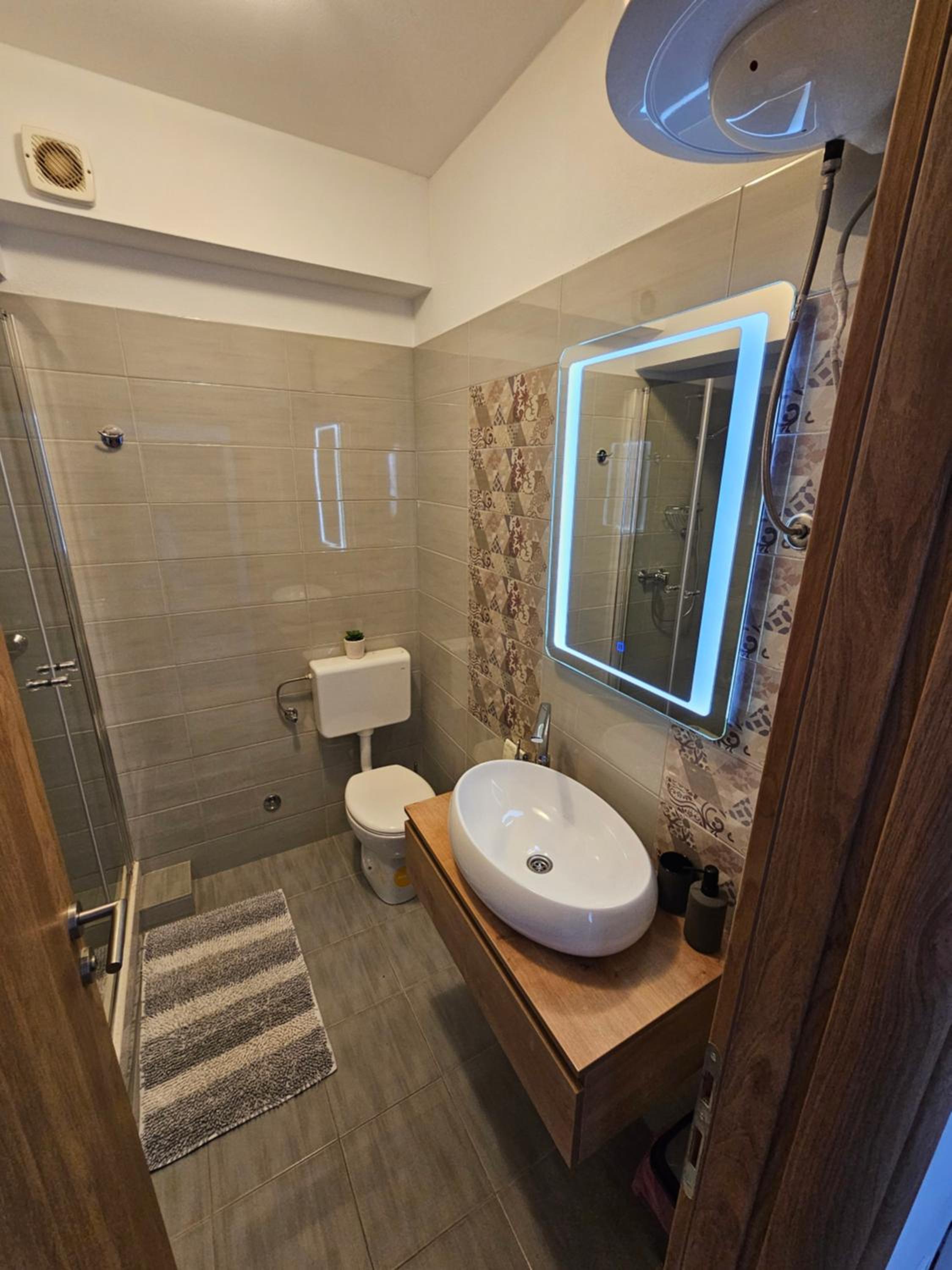 Studio Apartment - Photo 5