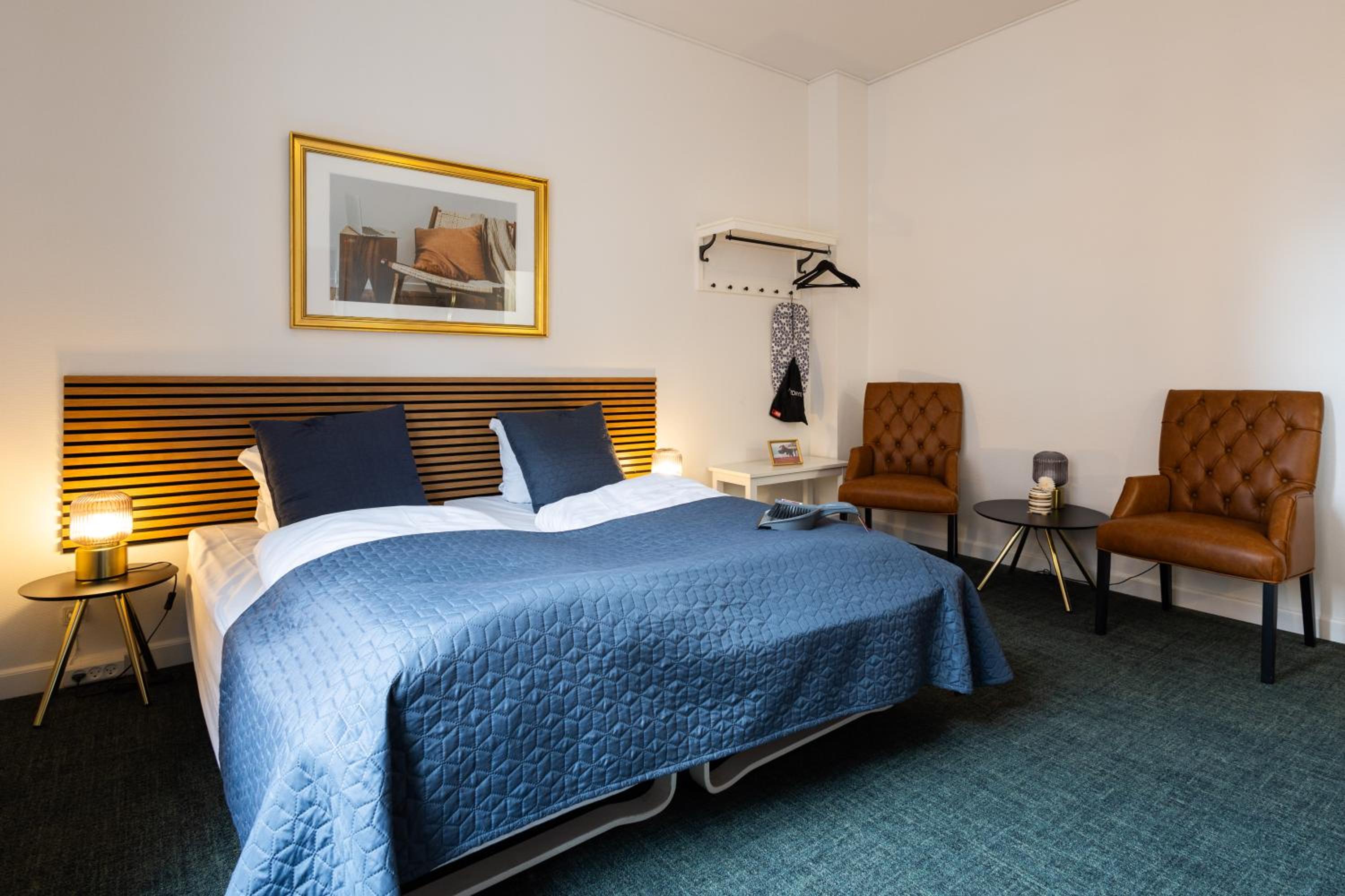 Double or Twin Room - Photo 1
