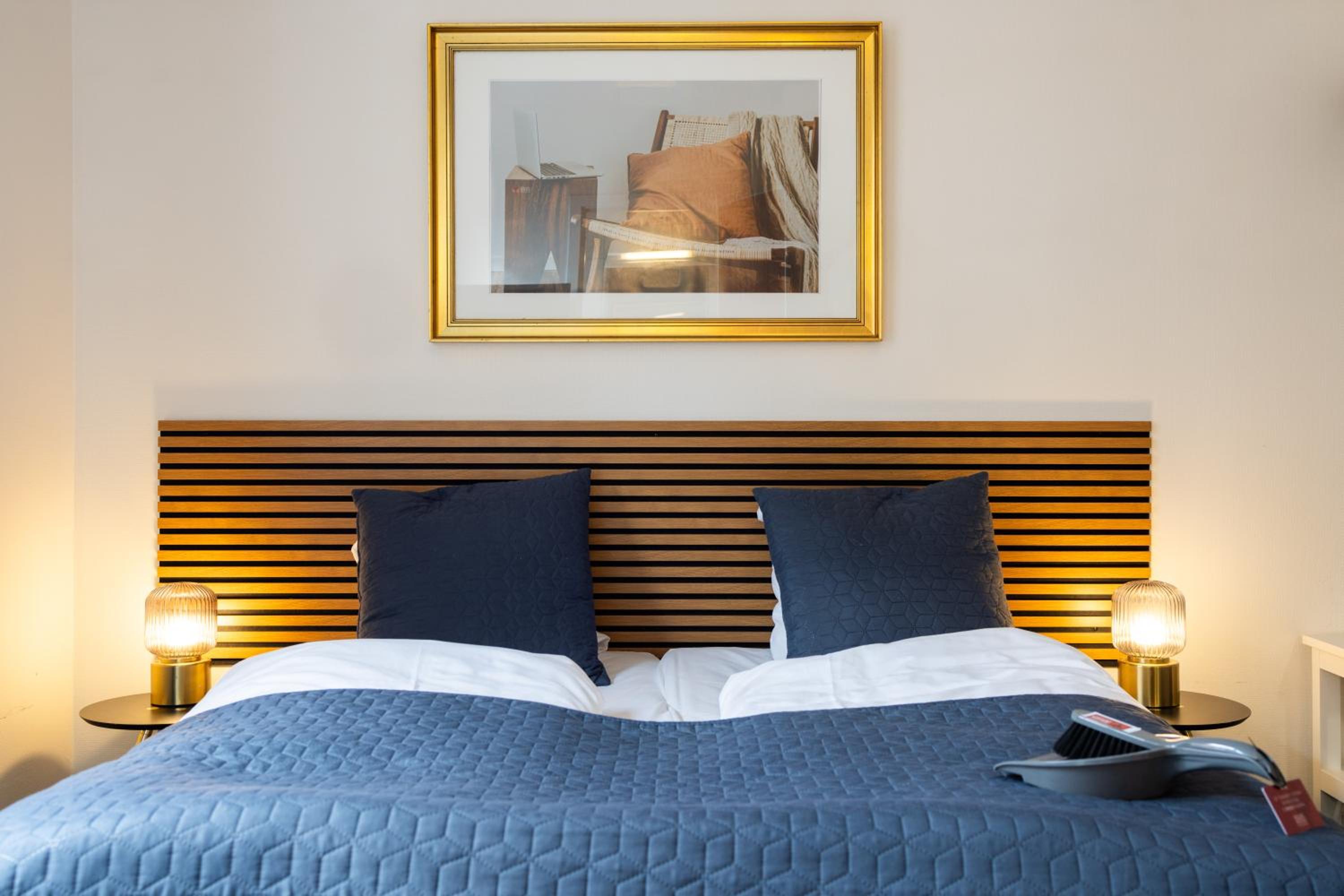 Small Double Room - Photo 2