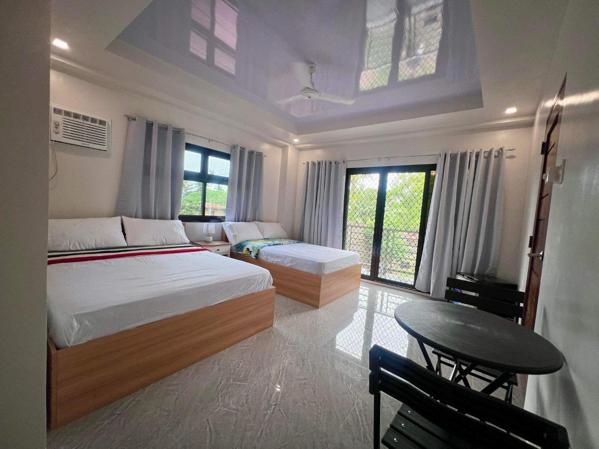 Quadruple Room with Balcony