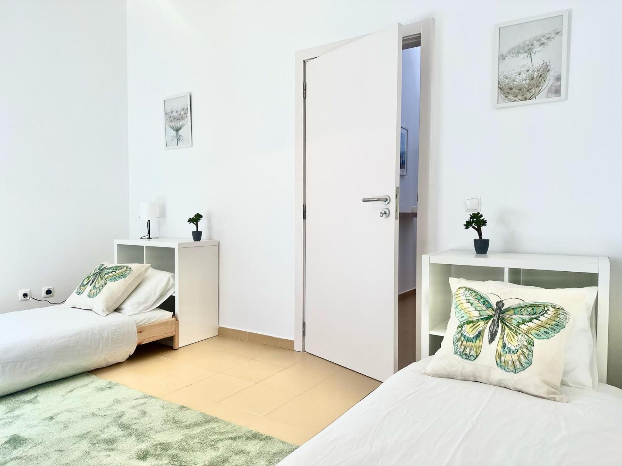 Two-Bedroom House photo 3