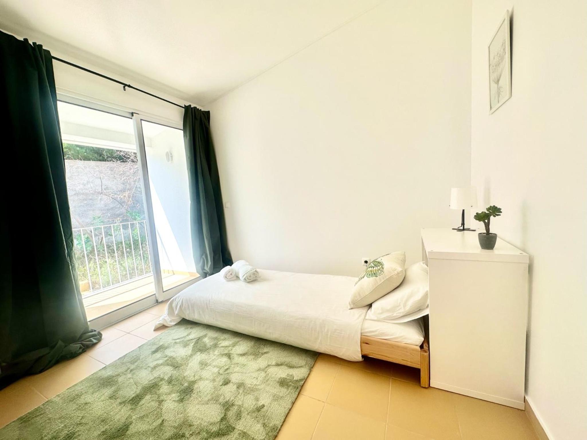Two-Bedroom House photo 2