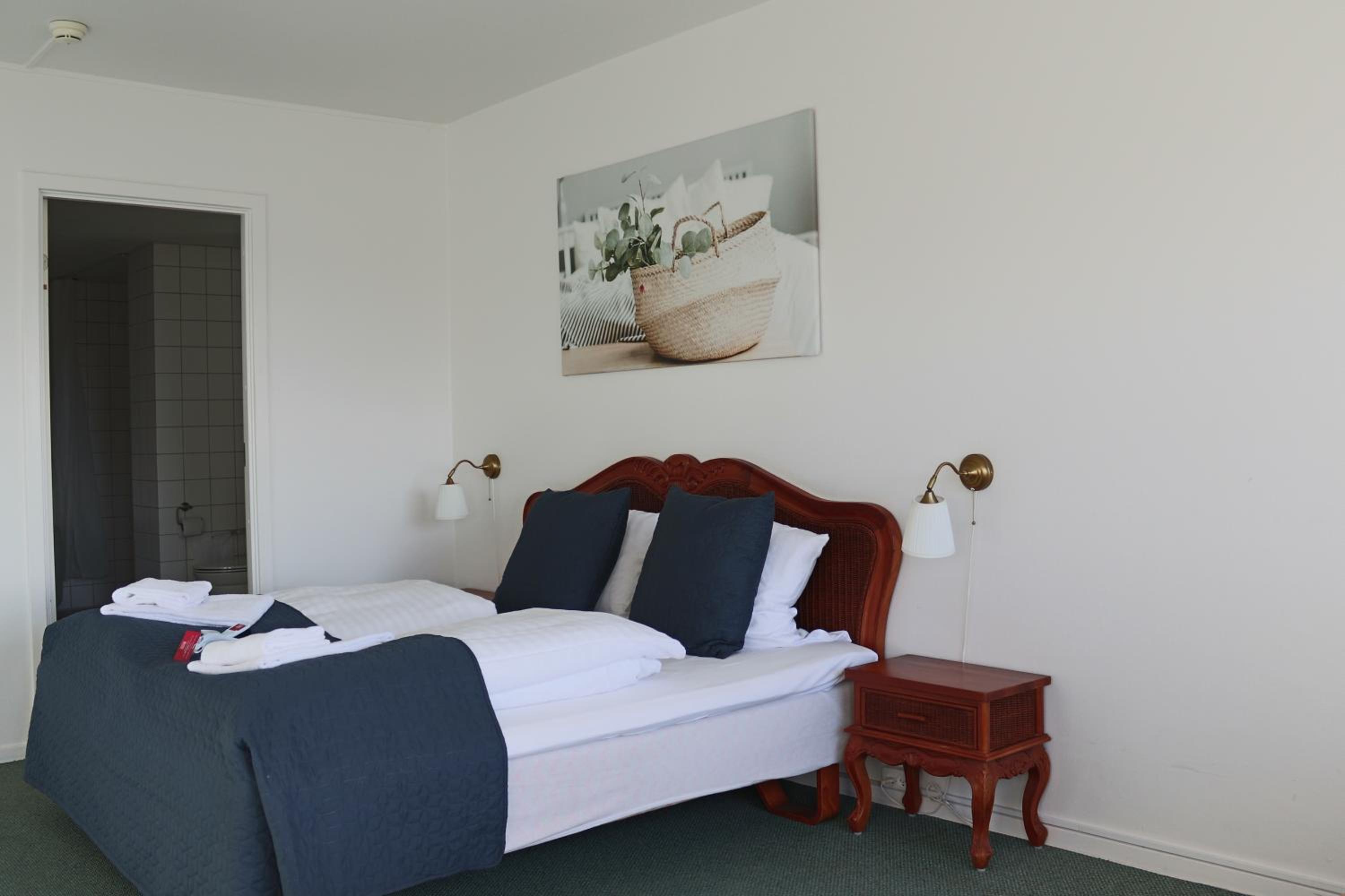 Superior Double Room with Lake View photo 3