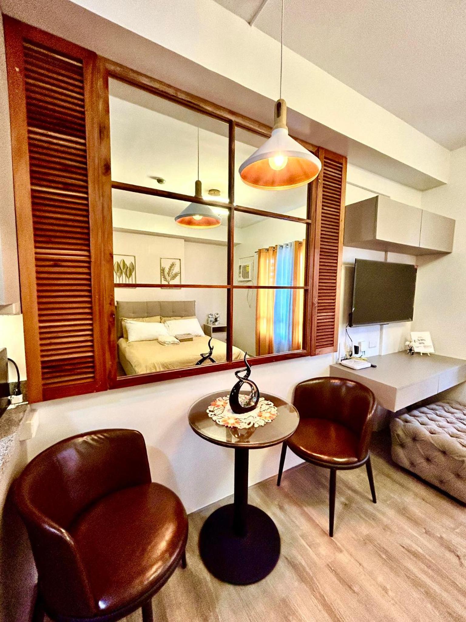 Deluxe Double Studio